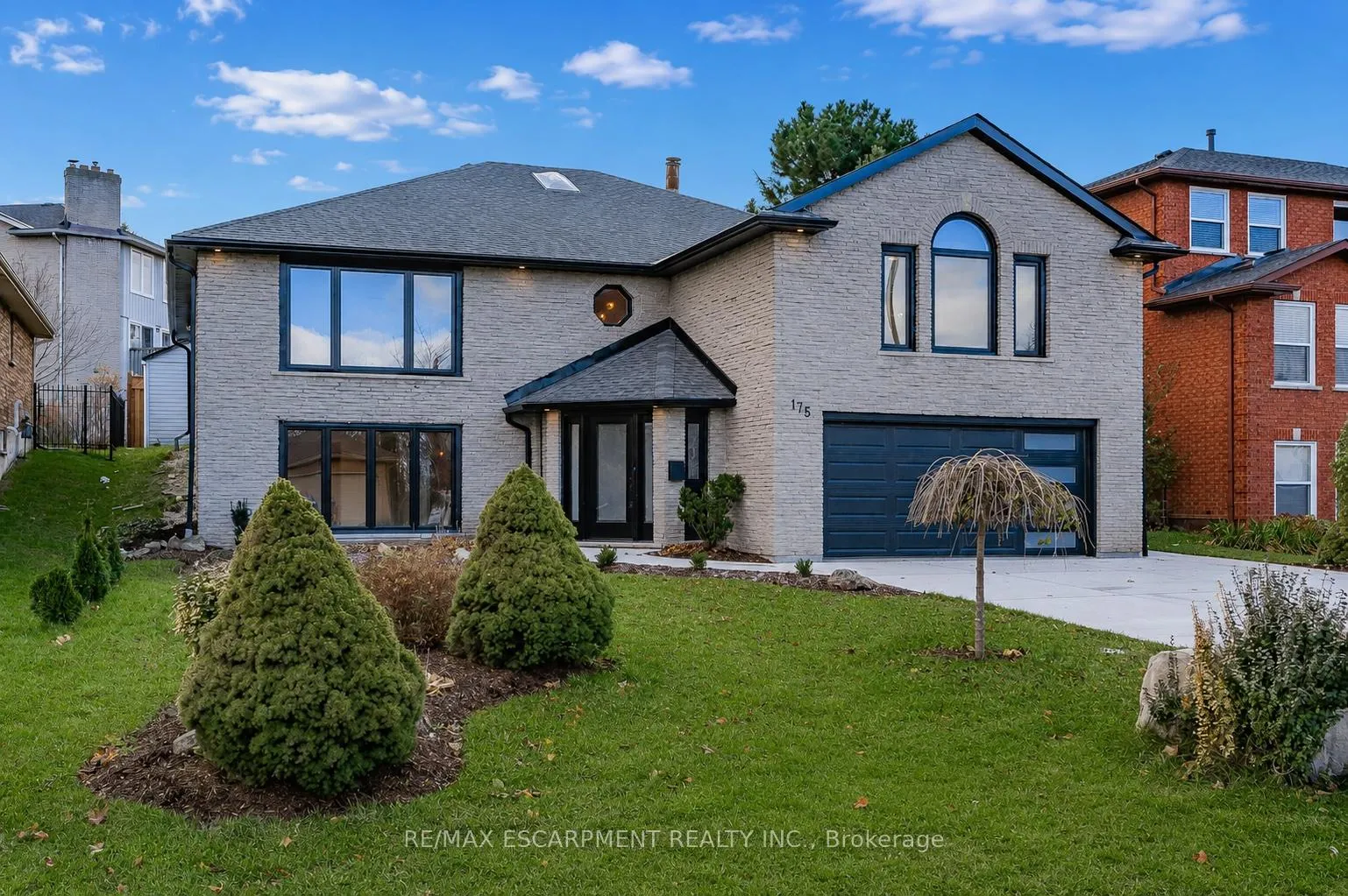 Photo 1 of 175 Bluebell Crescent, Hamilton, Ancaster — HOMEH