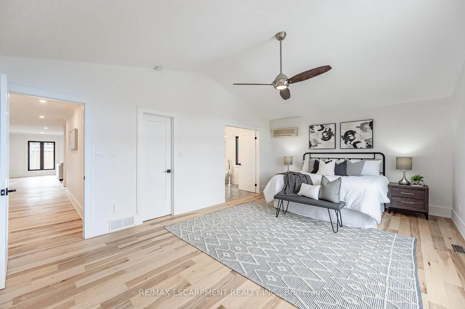 Photo 21 of 175 Bluebell Crescent, Hamilton, Ancaster — HOMEH