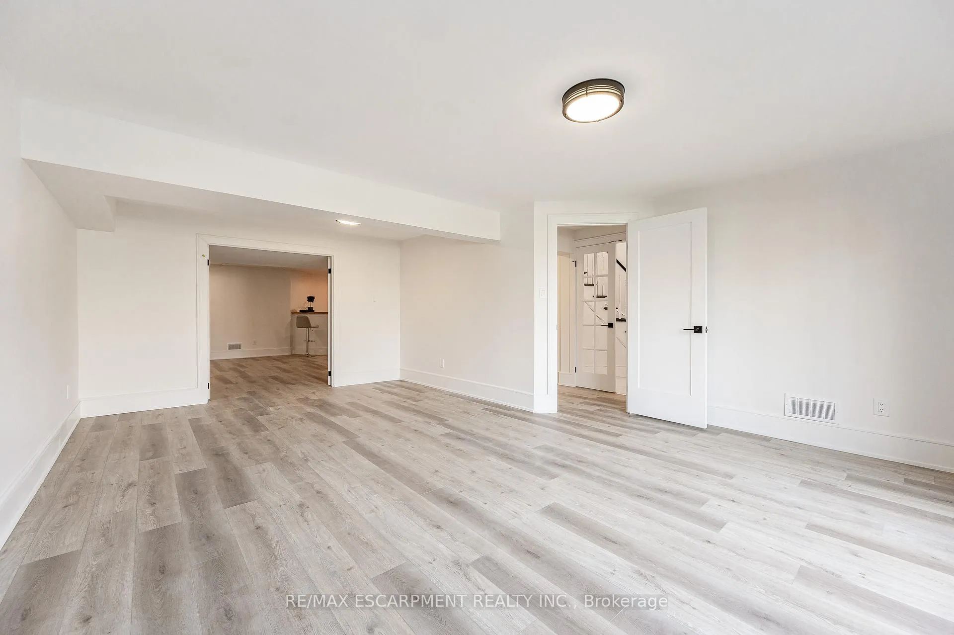 Photo 31 of 175 Bluebell Crescent, Hamilton, Ancaster — HOMEH