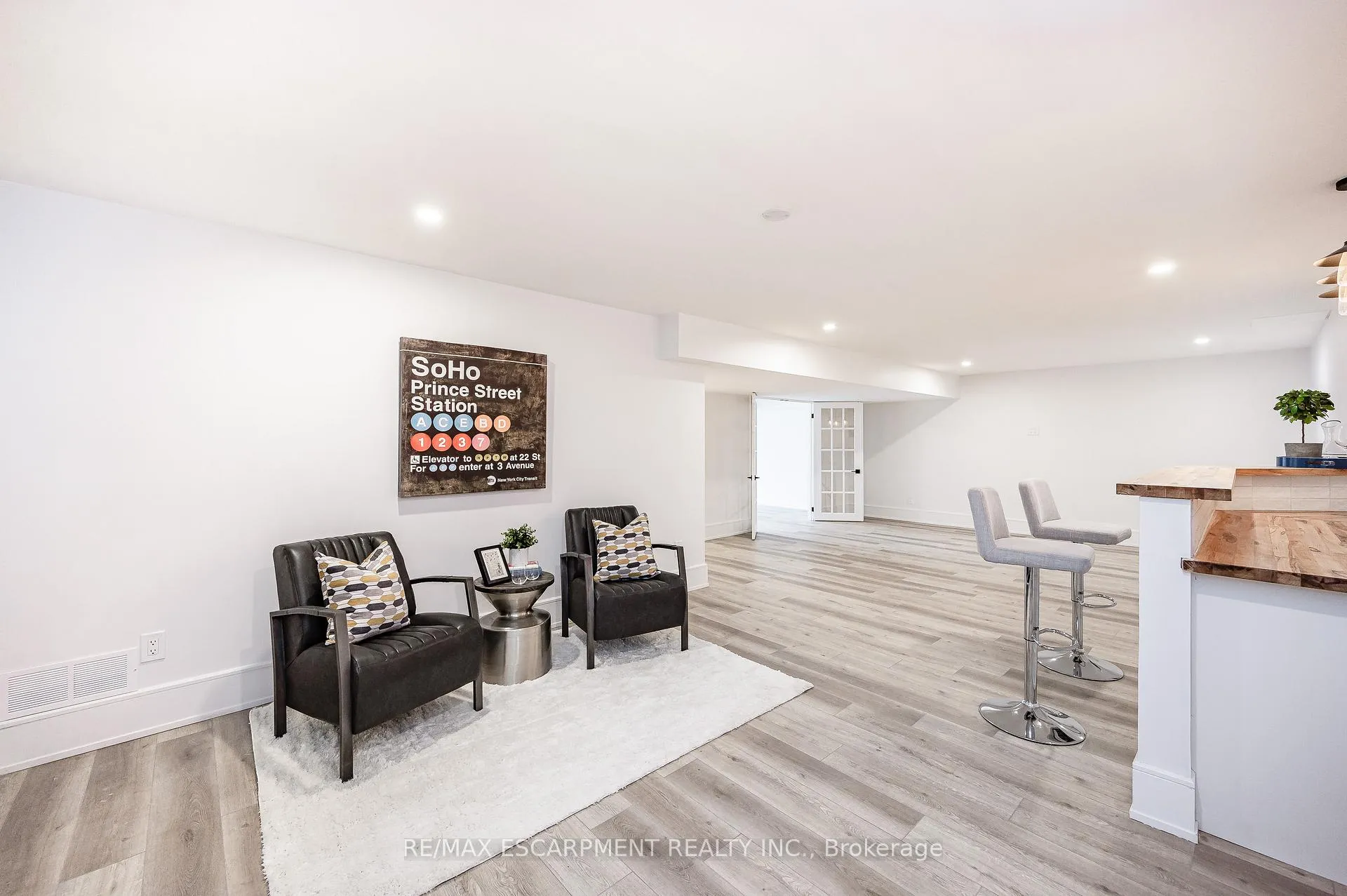 Photo 36 of 175 Bluebell Crescent, Hamilton, Ancaster — HOMEH
