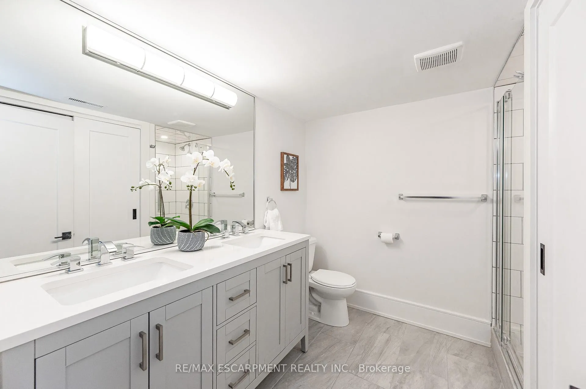 Photo 37 of 175 Bluebell Crescent, Hamilton, Ancaster — HOMEH