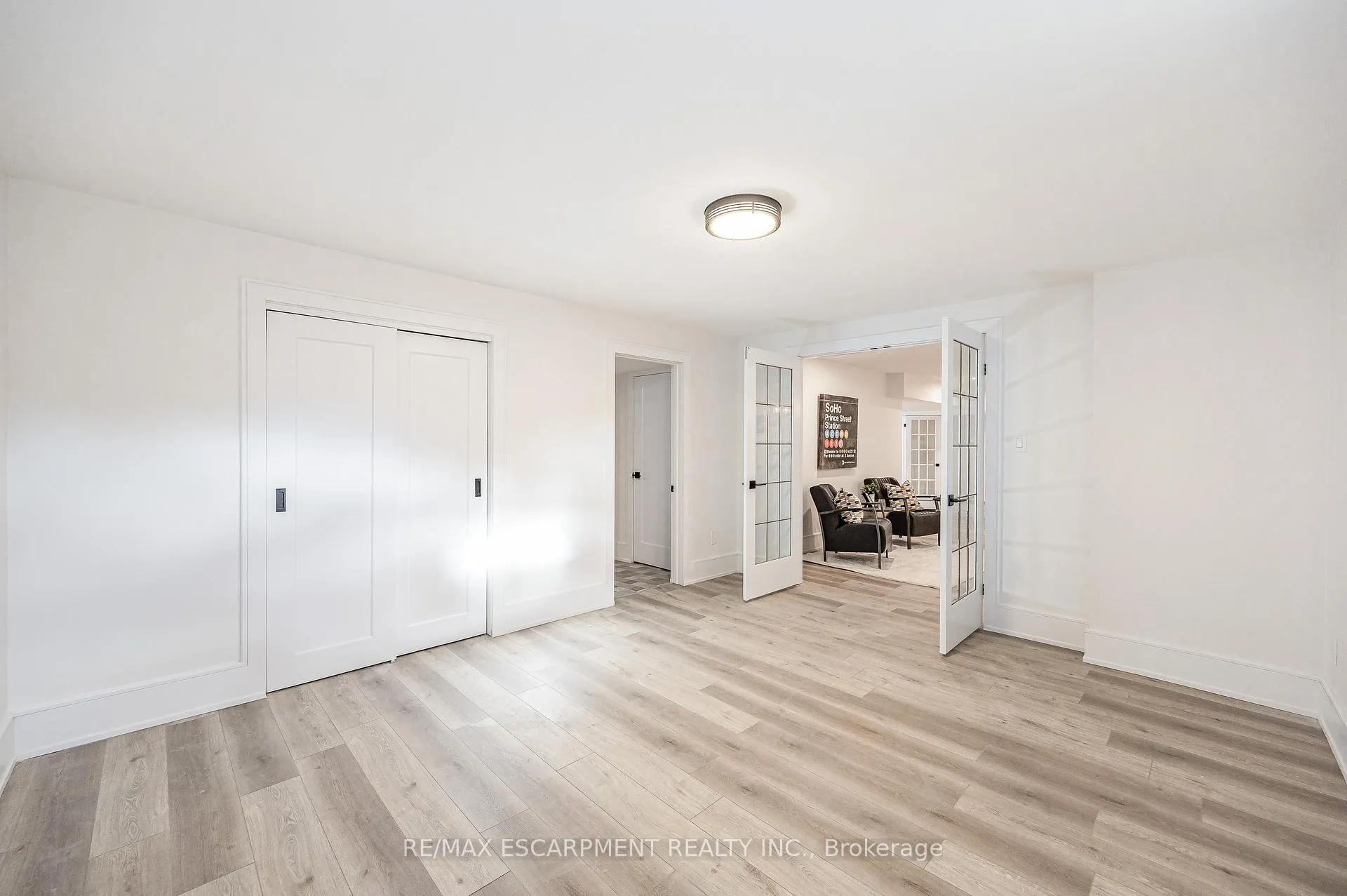 Photo 38 of 175 Bluebell Crescent, Hamilton, Ancaster — HOMEH