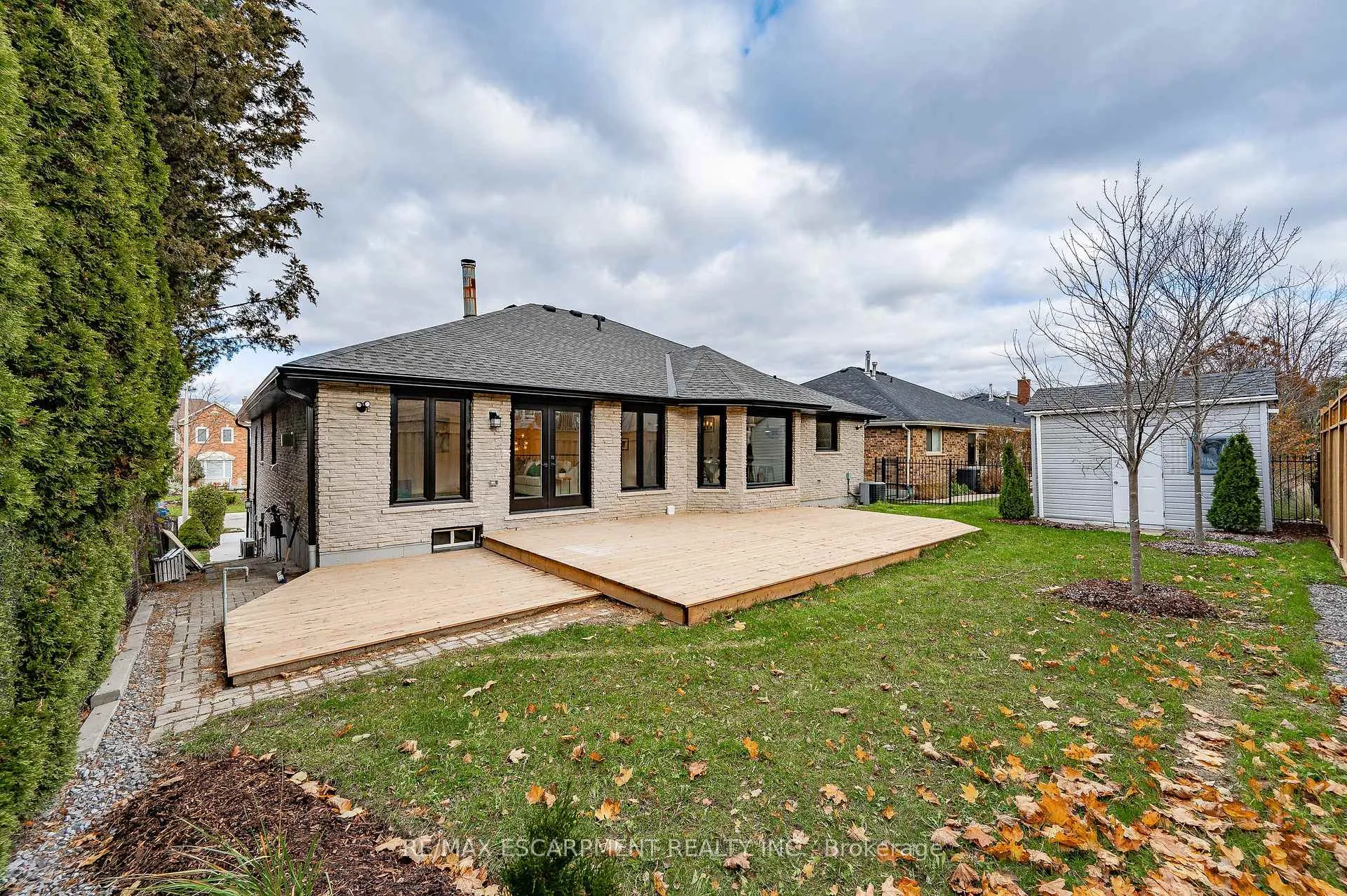 Photo 44 of 175 Bluebell Crescent, Hamilton, Ancaster — HOMEH