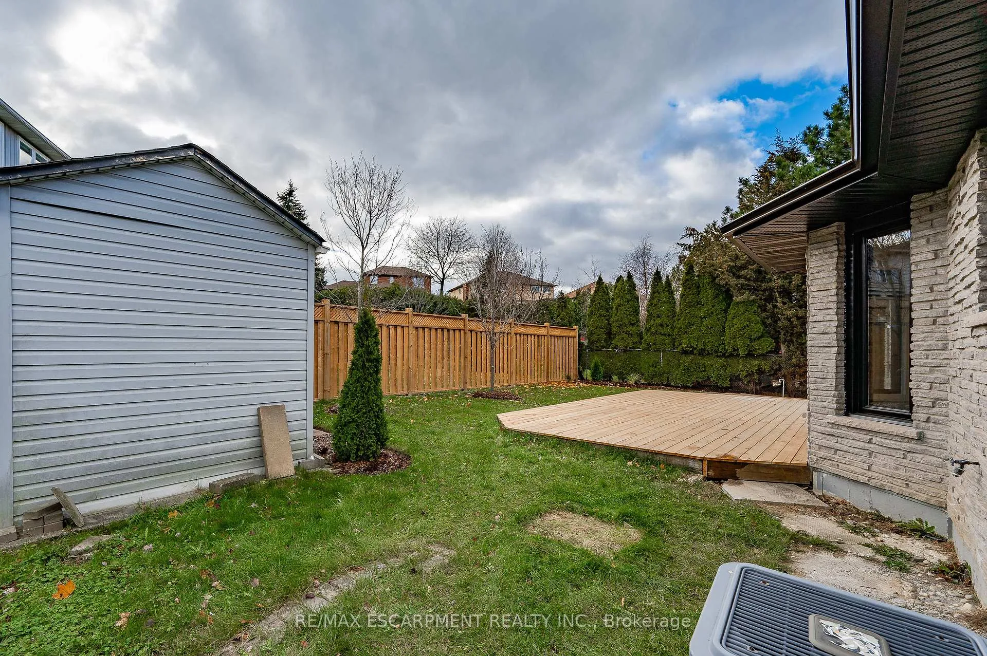 Photo 46 of 175 Bluebell Crescent, Hamilton, Ancaster — HOMEH