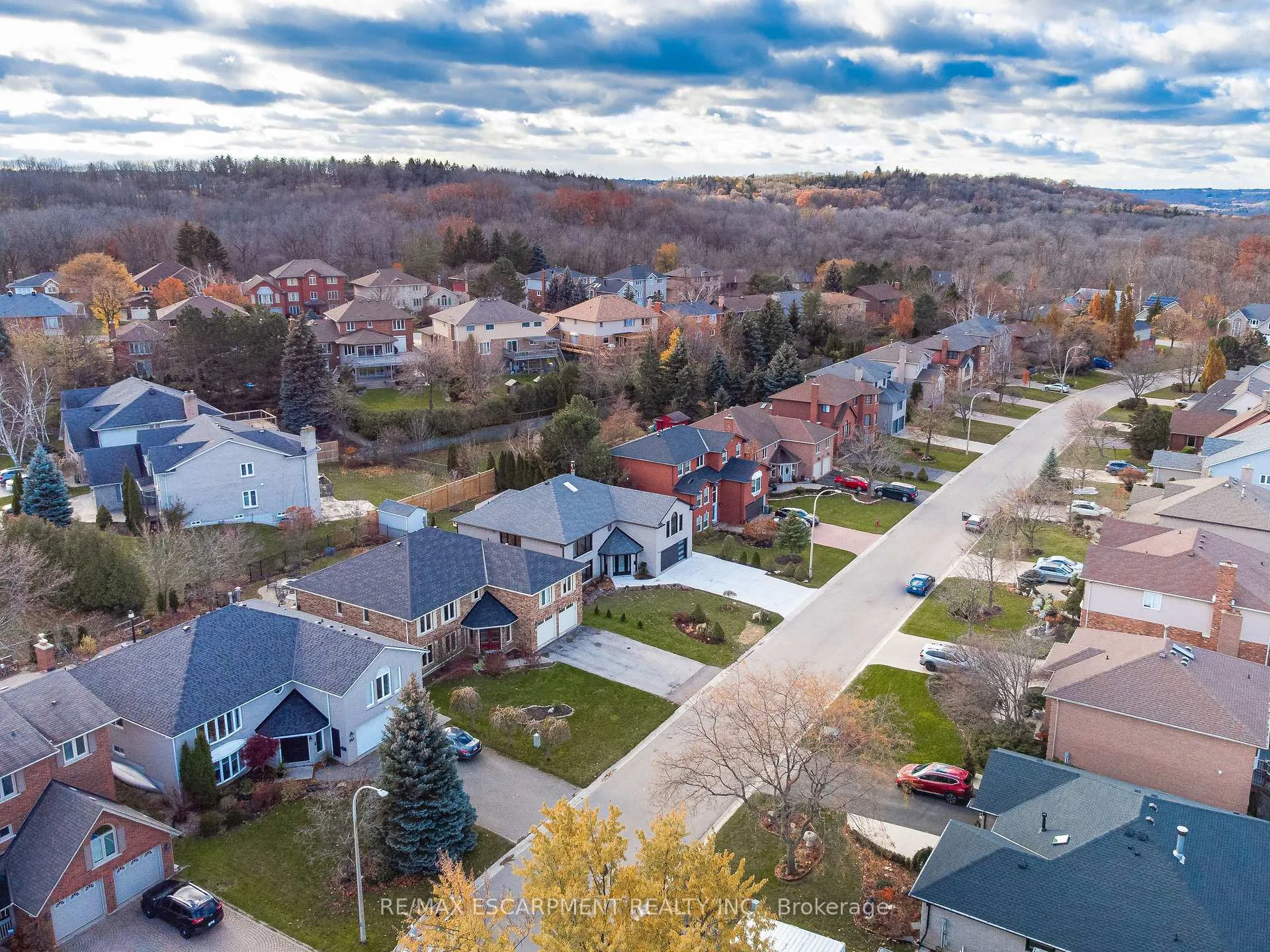 Photo 49 of 175 Bluebell Crescent, Hamilton, Ancaster — HOMEH