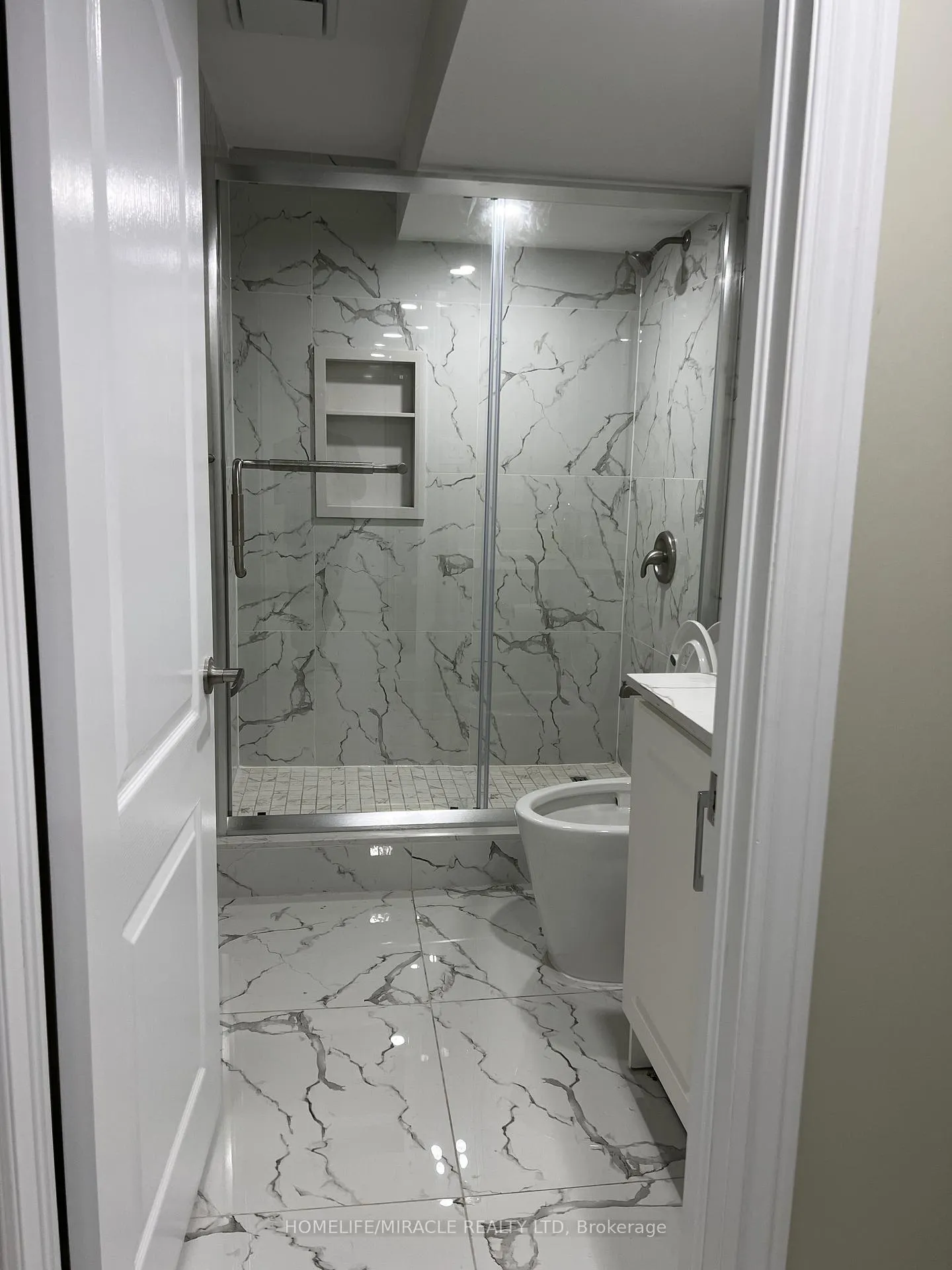 Photo 11 of 3021 Hollyberry Trail, Pickering, Rural Pickering — HOMEH