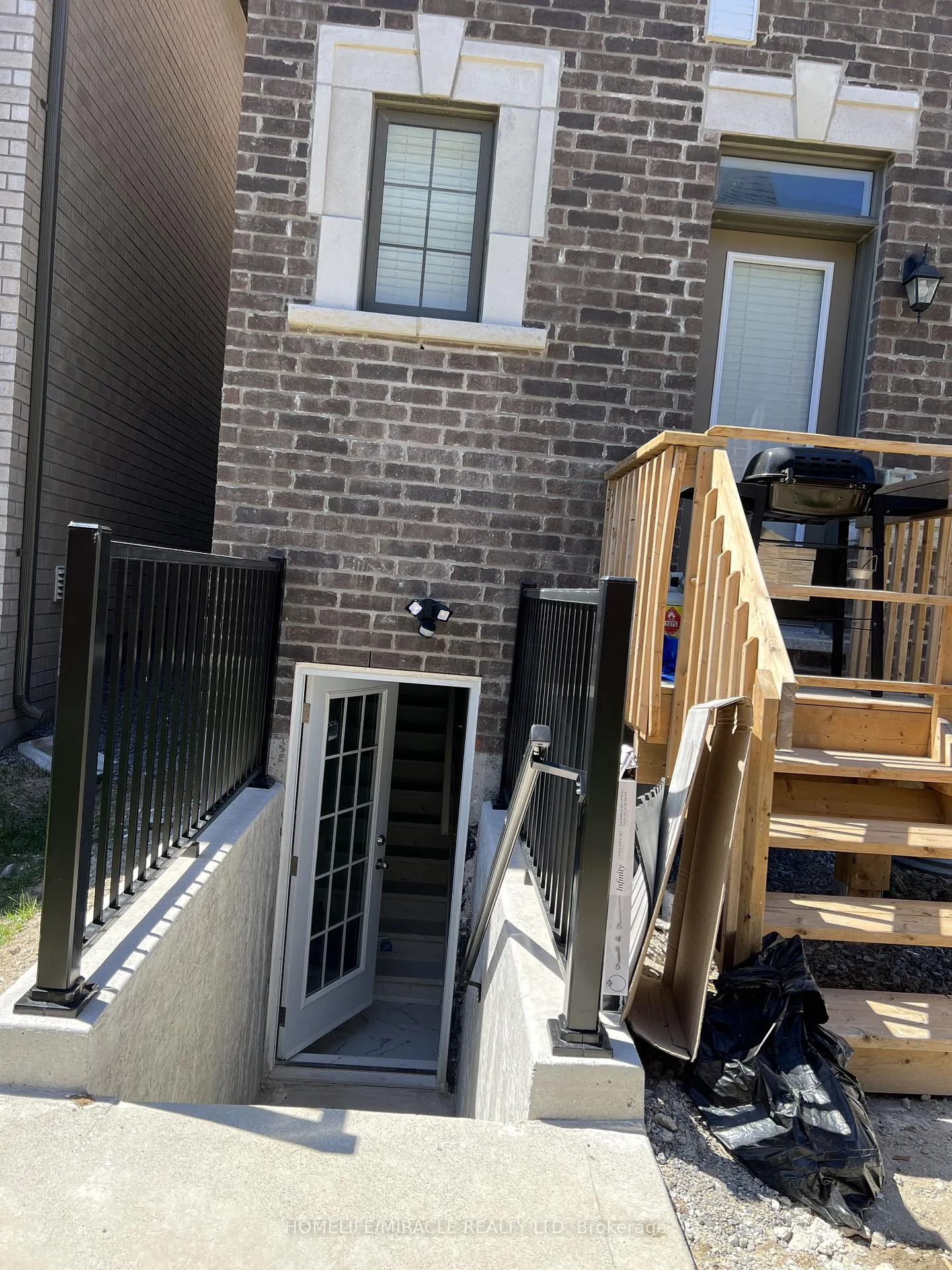 Photo 14 of 3021 Hollyberry Trail, Pickering, Rural Pickering — HOMEH
