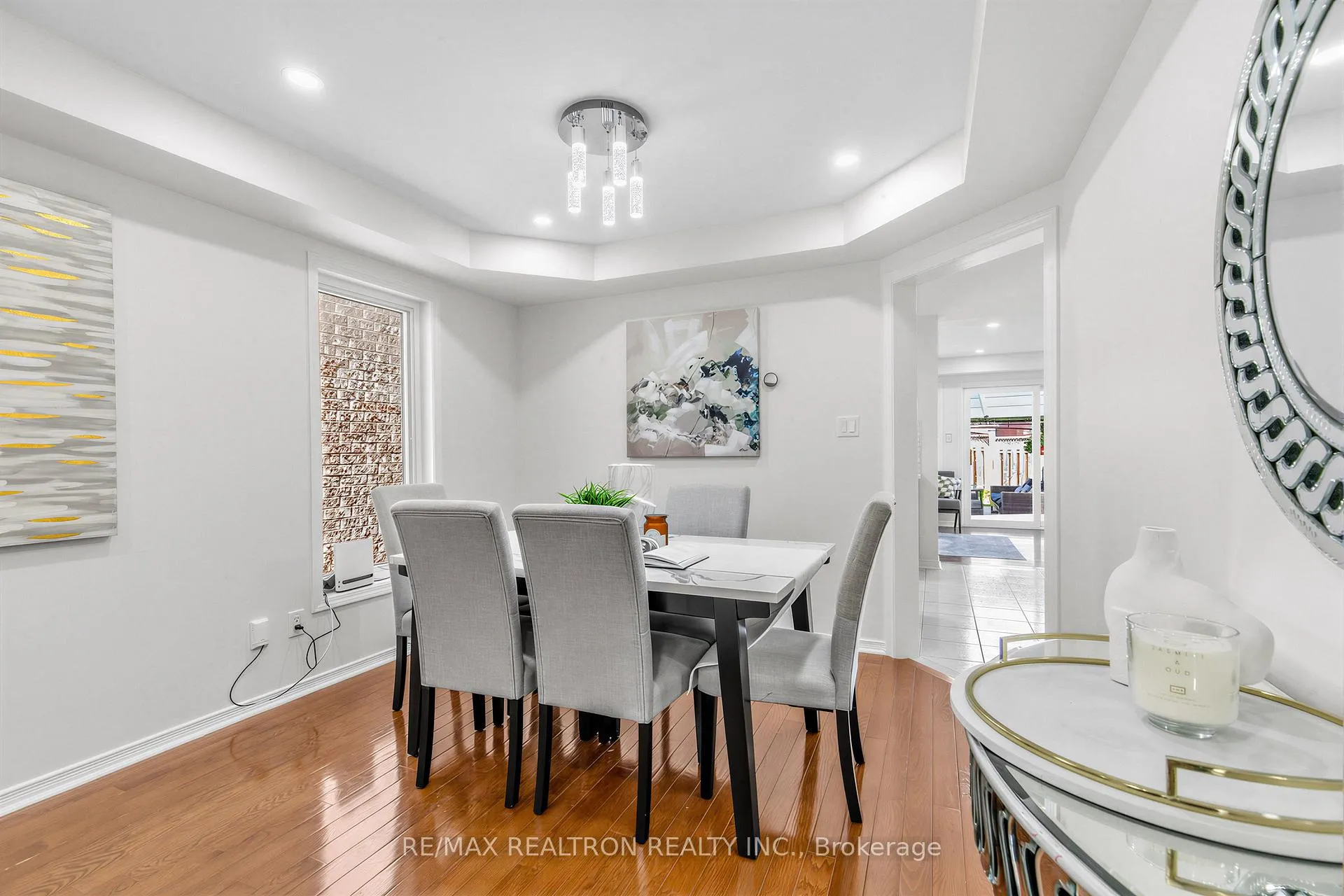 Photo 10 of 664 Sunbird Trail, Pickering, Amberlea — HOMEH