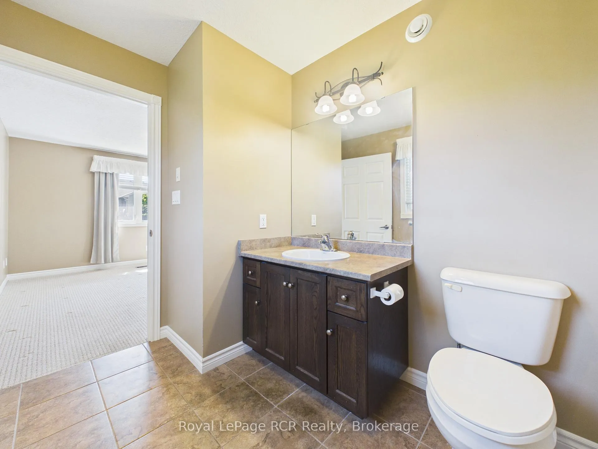 Photo 25 of 423 Catherine Street, North Huron, Wingham — HOMEH