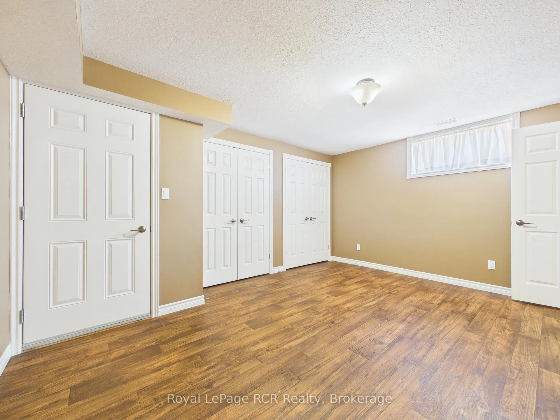 Photo 33 of 423 Catherine Street, North Huron, Wingham — HOMEH