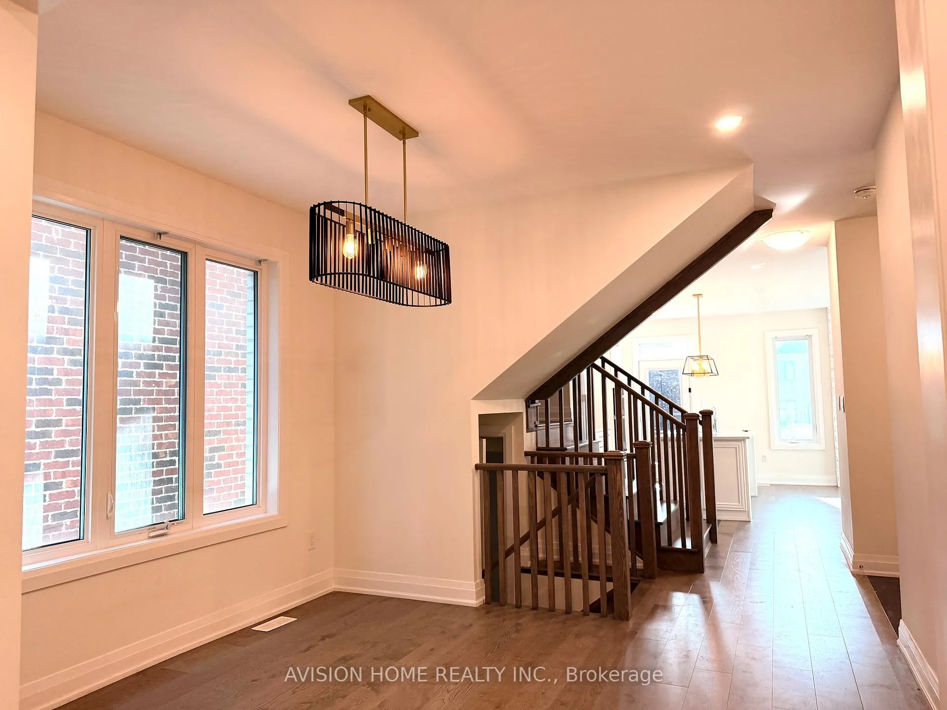 Photo 9 of 251 Beaverbrae Drive, Markham, Victoria Square — HOMEH