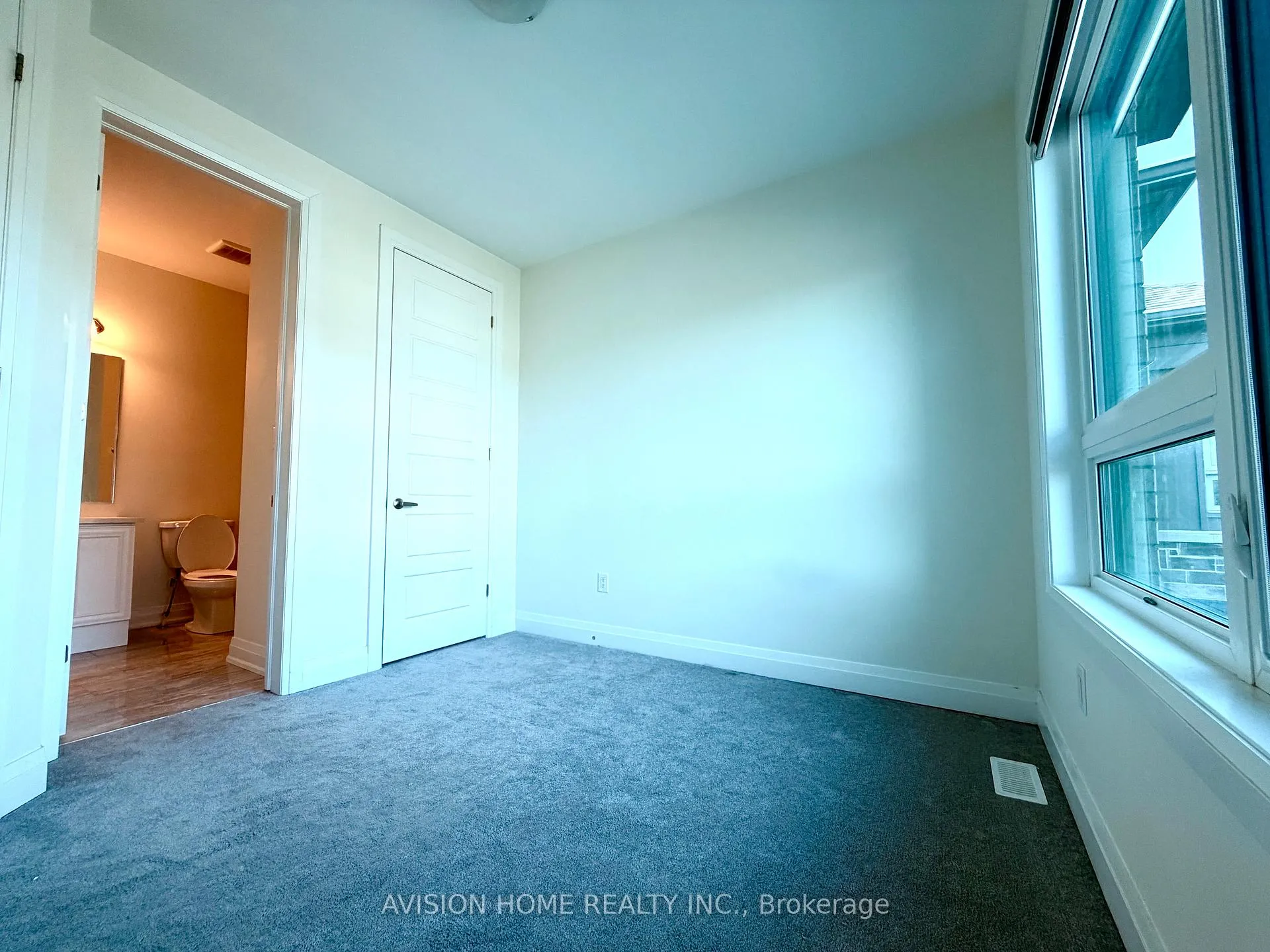 Photo 16 of 251 Beaverbrae Drive, Markham, Victoria Square — HOMEH
