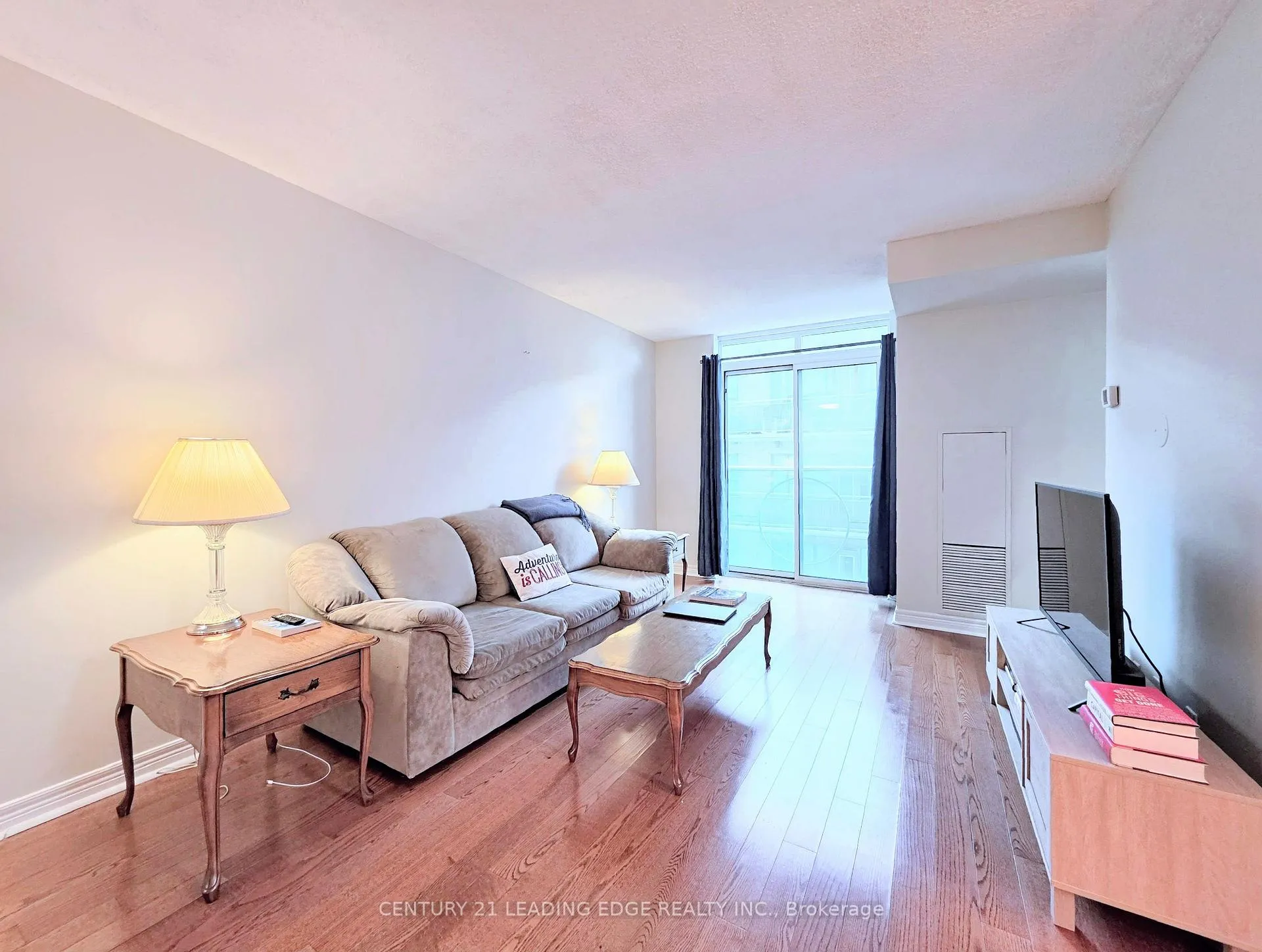 Photo 10 of Unit 1012, 212 Eglinton Avenue E, Toronto, Mount Pleasant West — HOMEH