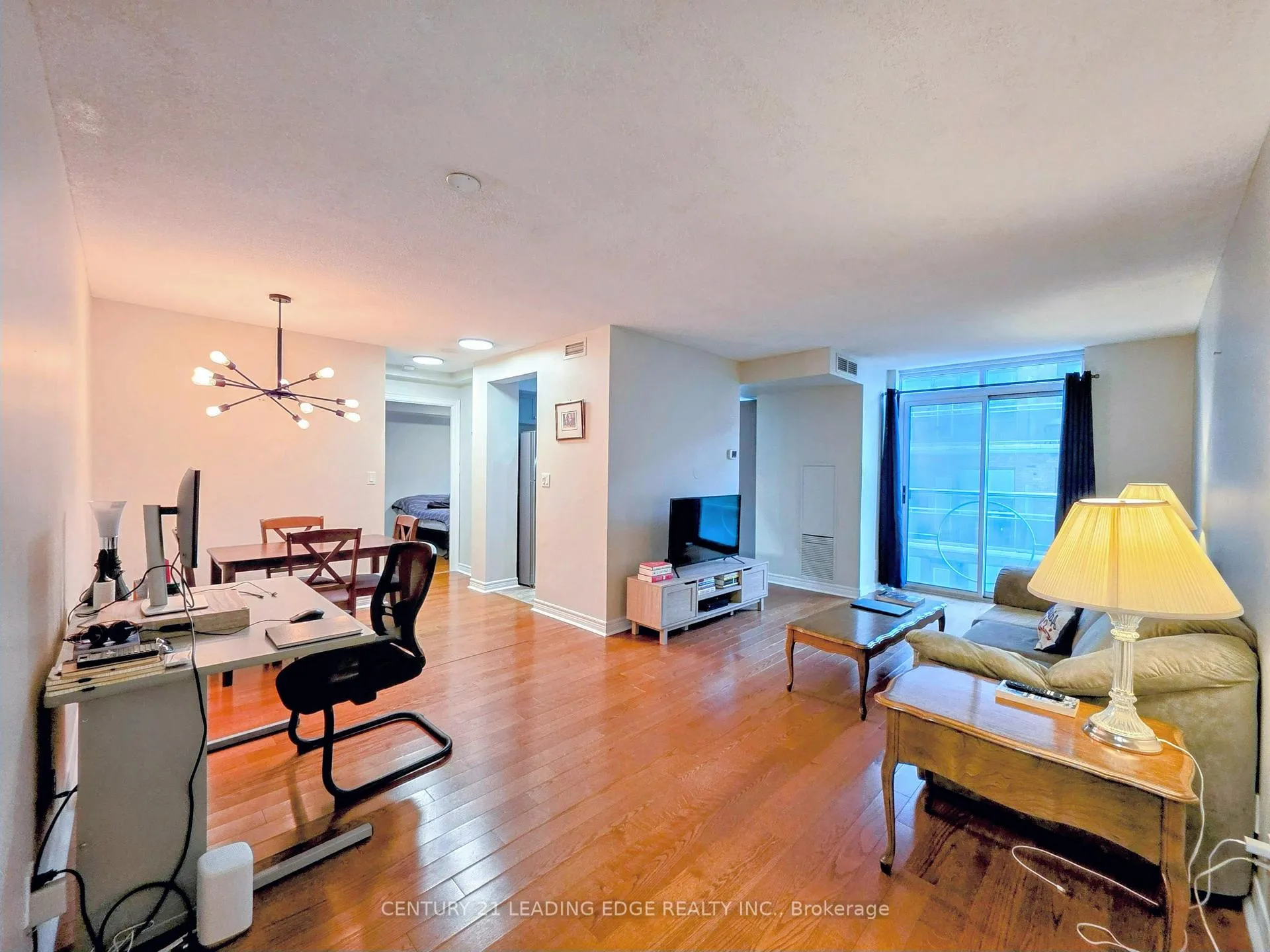 Photo 15 of Unit 1012, 212 Eglinton Avenue E, Toronto, Mount Pleasant West — HOMEH