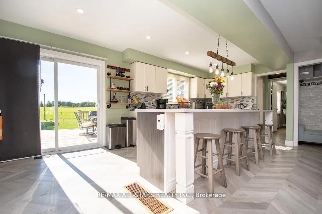 Photo 13 of 1412 7A Highway, Kawartha Lakes, Manvers — HOMEH