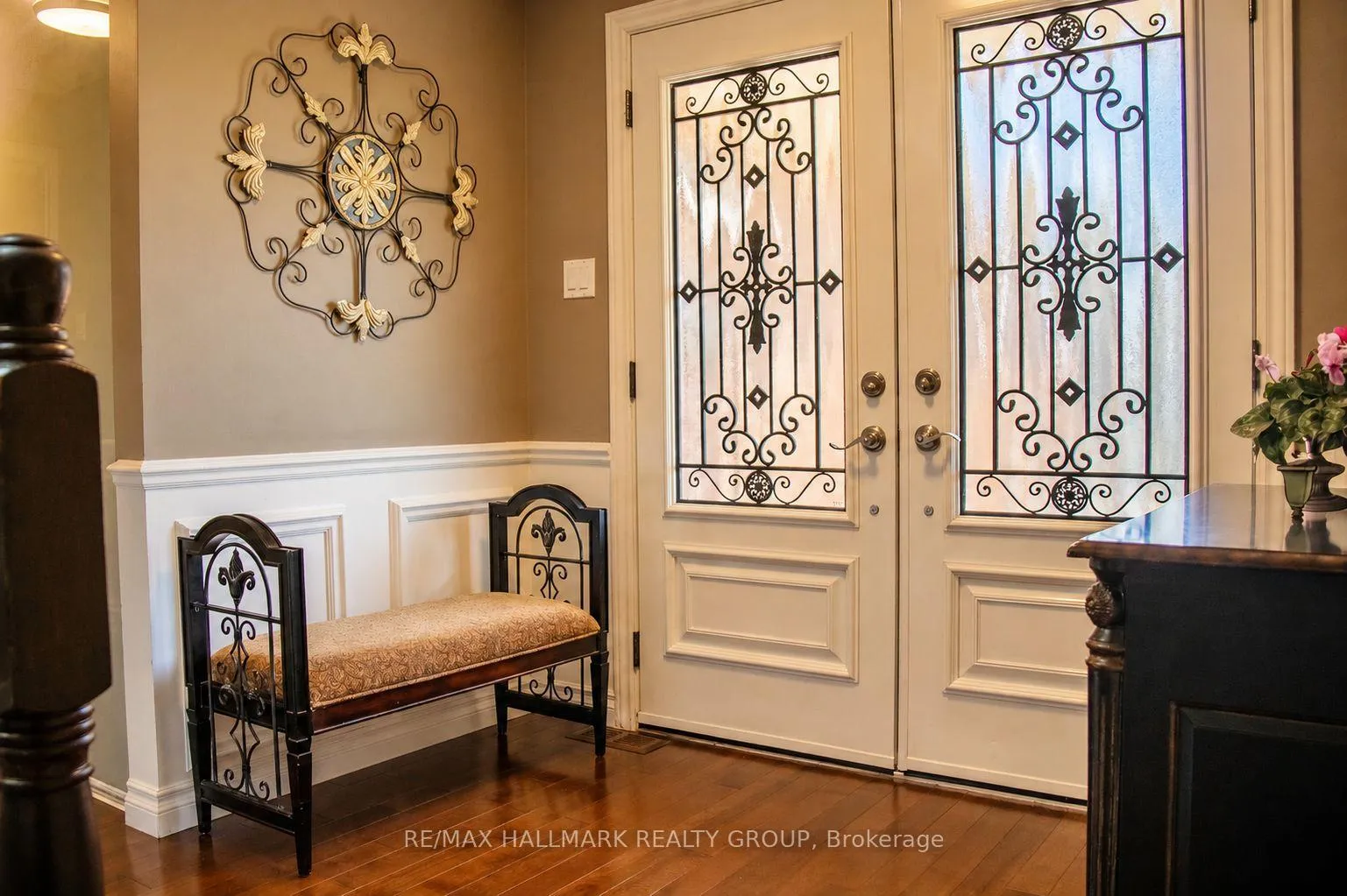 Photo 5 of 1808 Robinwood Place, Ottawa, Chapel Hill — HOMEH