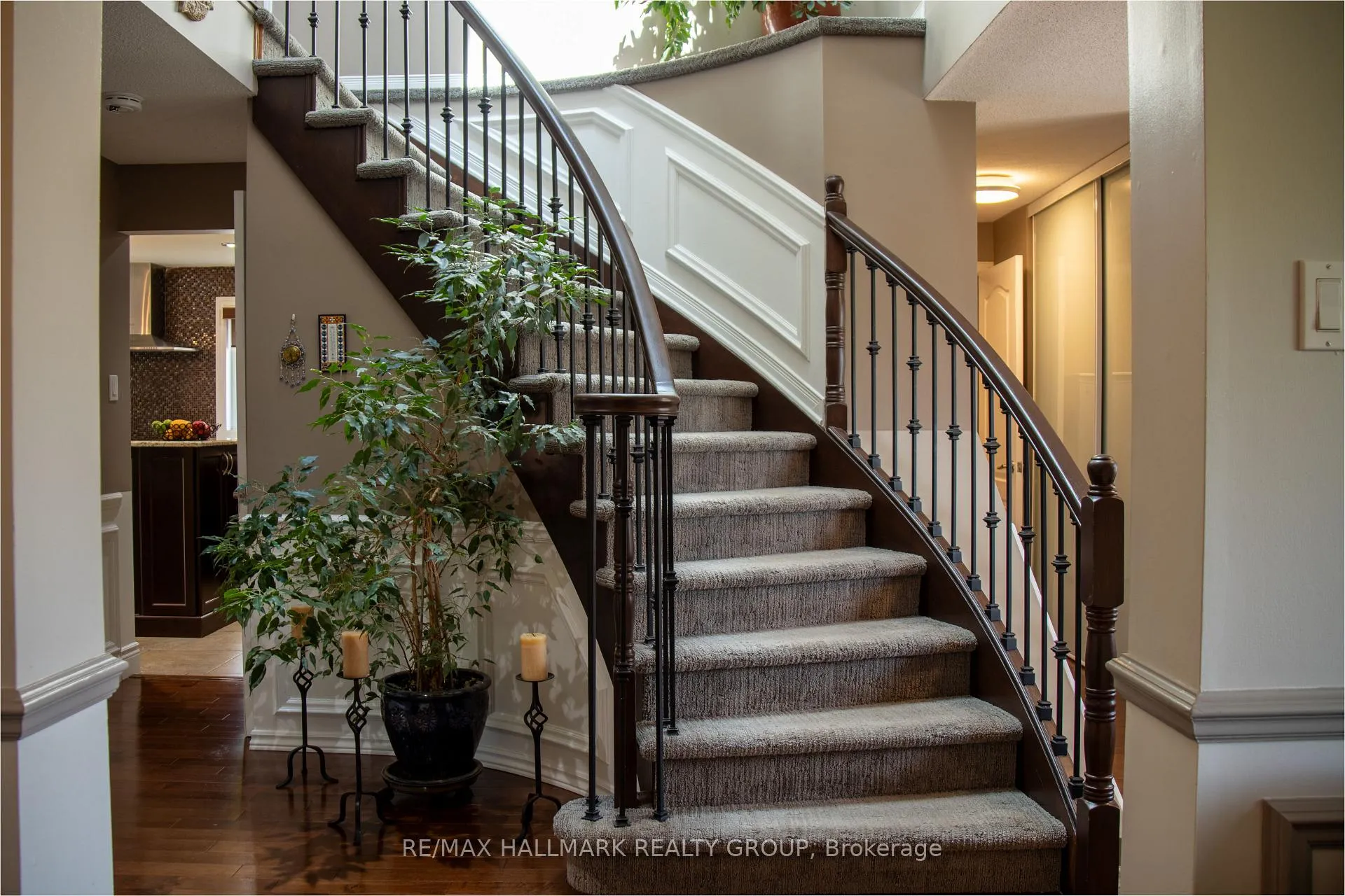 Photo 15 of 1808 Robinwood Place, Ottawa, Chapel Hill — HOMEH