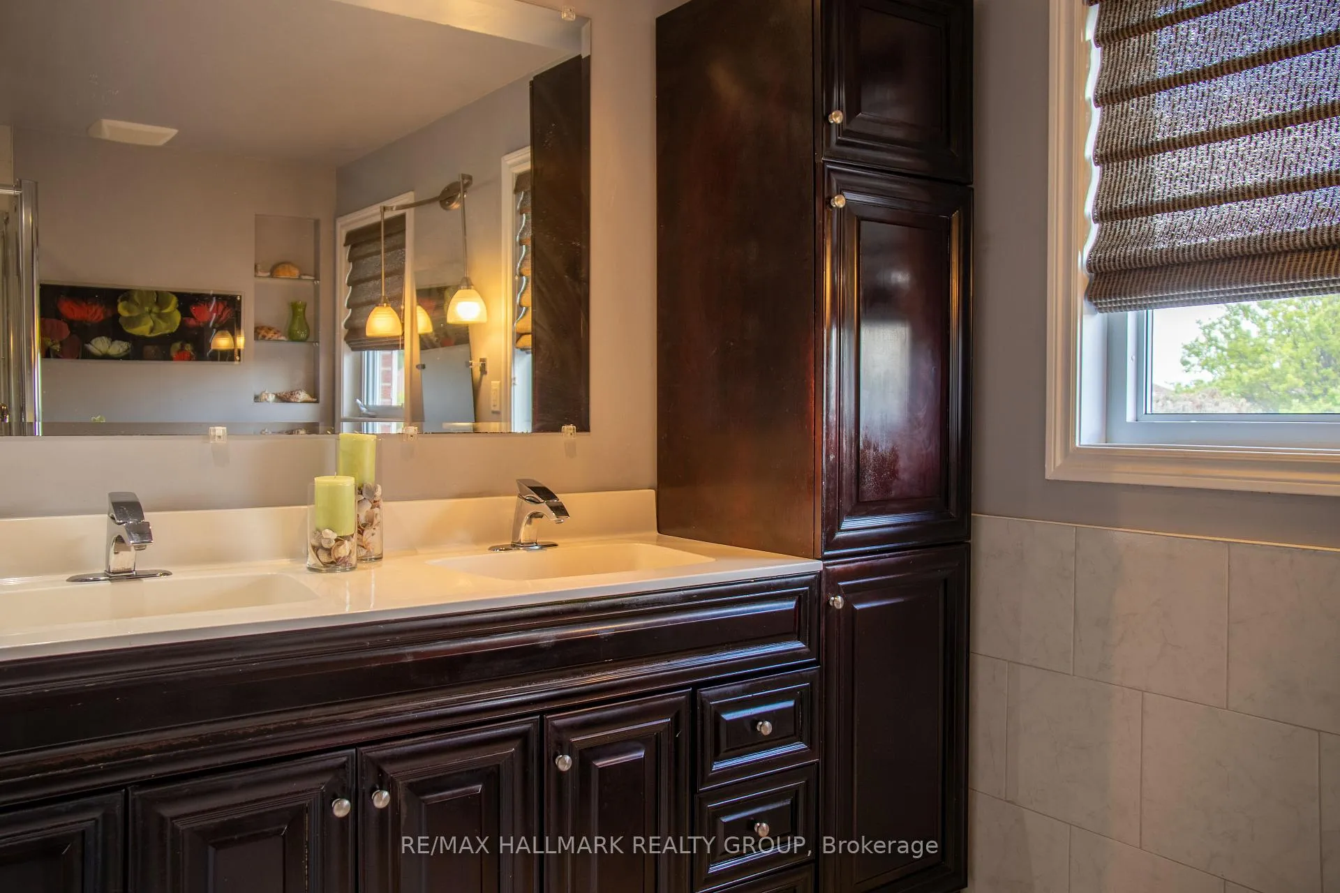 Photo 18 of 1808 Robinwood Place, Ottawa, Chapel Hill — HOMEH