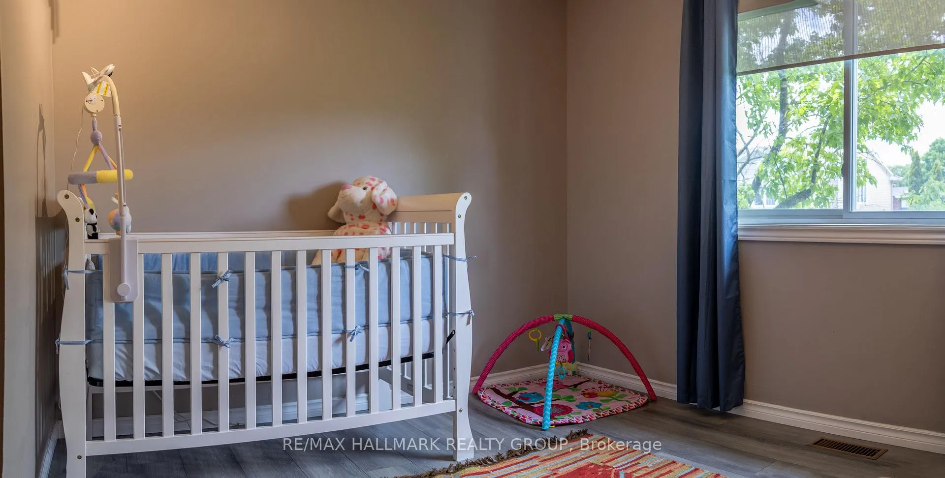 Photo 23 of 1808 Robinwood Place, Ottawa, Chapel Hill — HOMEH