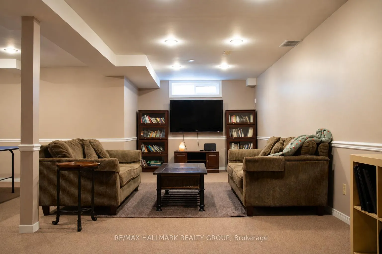 Photo 26 of 1808 Robinwood Place, Ottawa, Chapel Hill — HOMEH