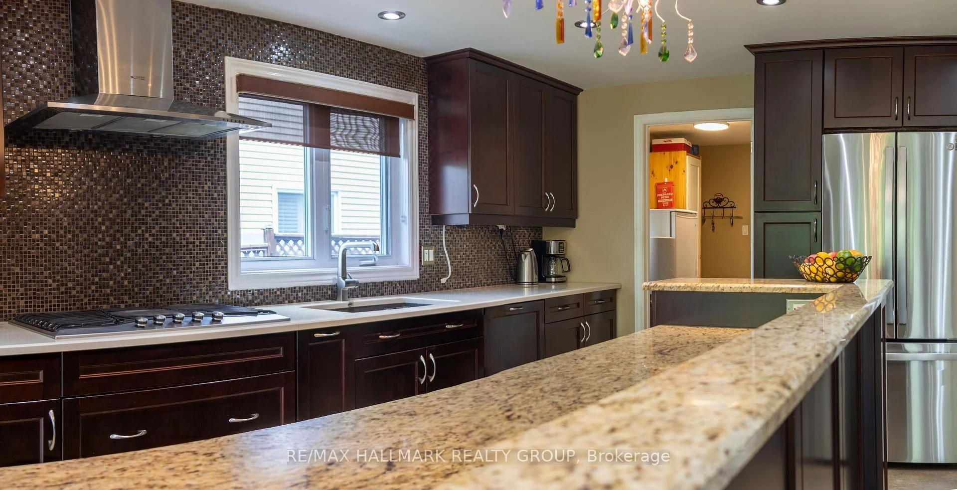 Photo 10 of 1808 Robinwood Place, Ottawa, Chapel Hill — HOMEH