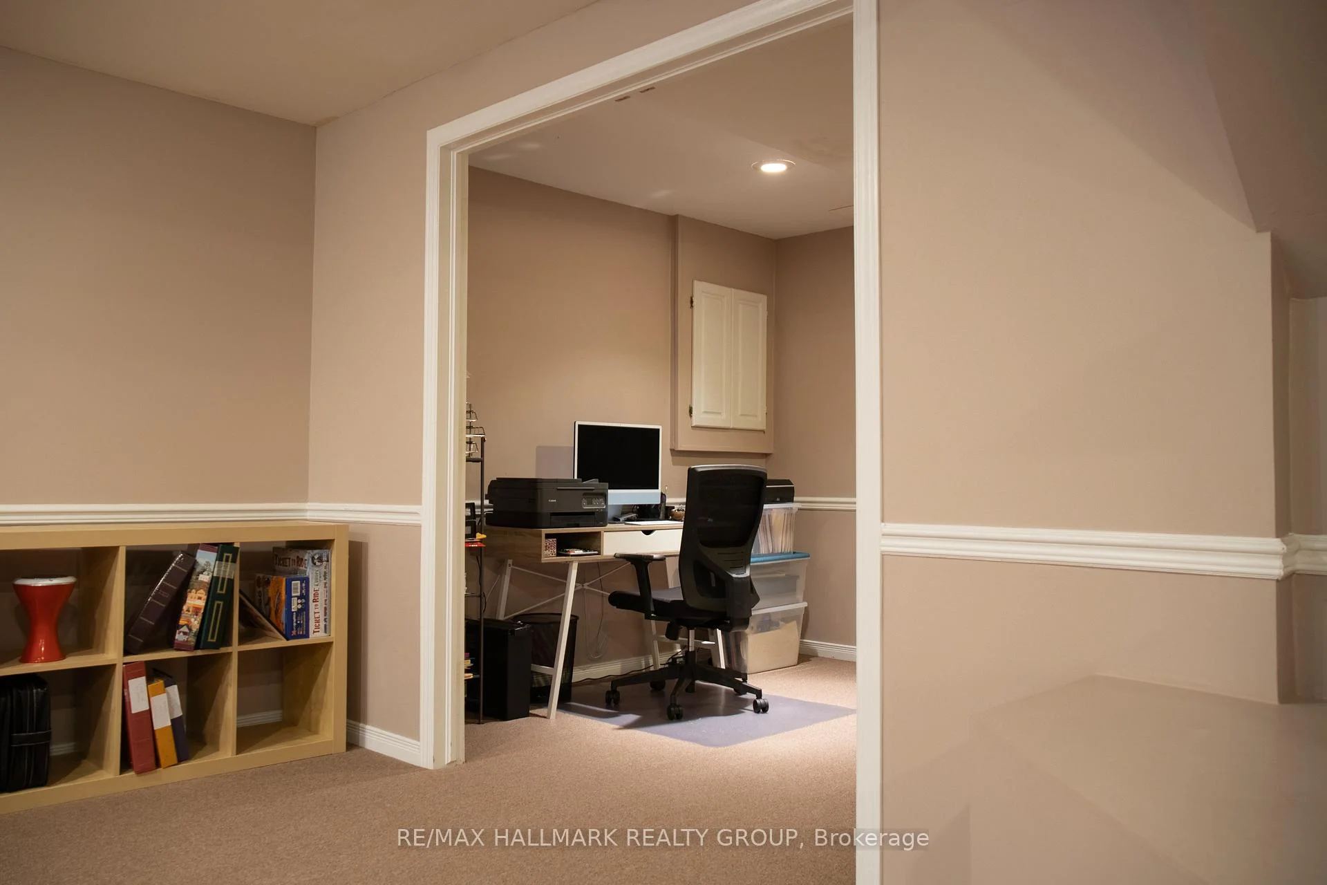 Photo 30 of 1808 Robinwood Place, Ottawa, Chapel Hill — HOMEH