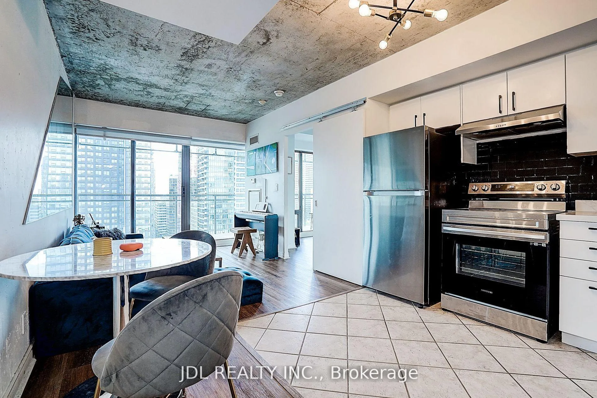 Photo 11 of Unit 2105, 22 Wellesley Street E, Toronto, Church-Yonge Corridor — HOMEH