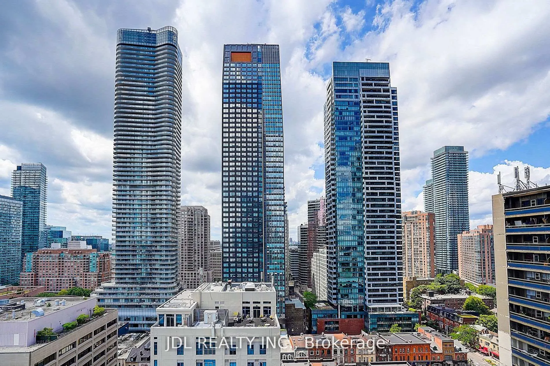 Photo 35 of Unit 2105, 22 Wellesley Street E, Toronto, Church-Yonge Corridor — HOMEH