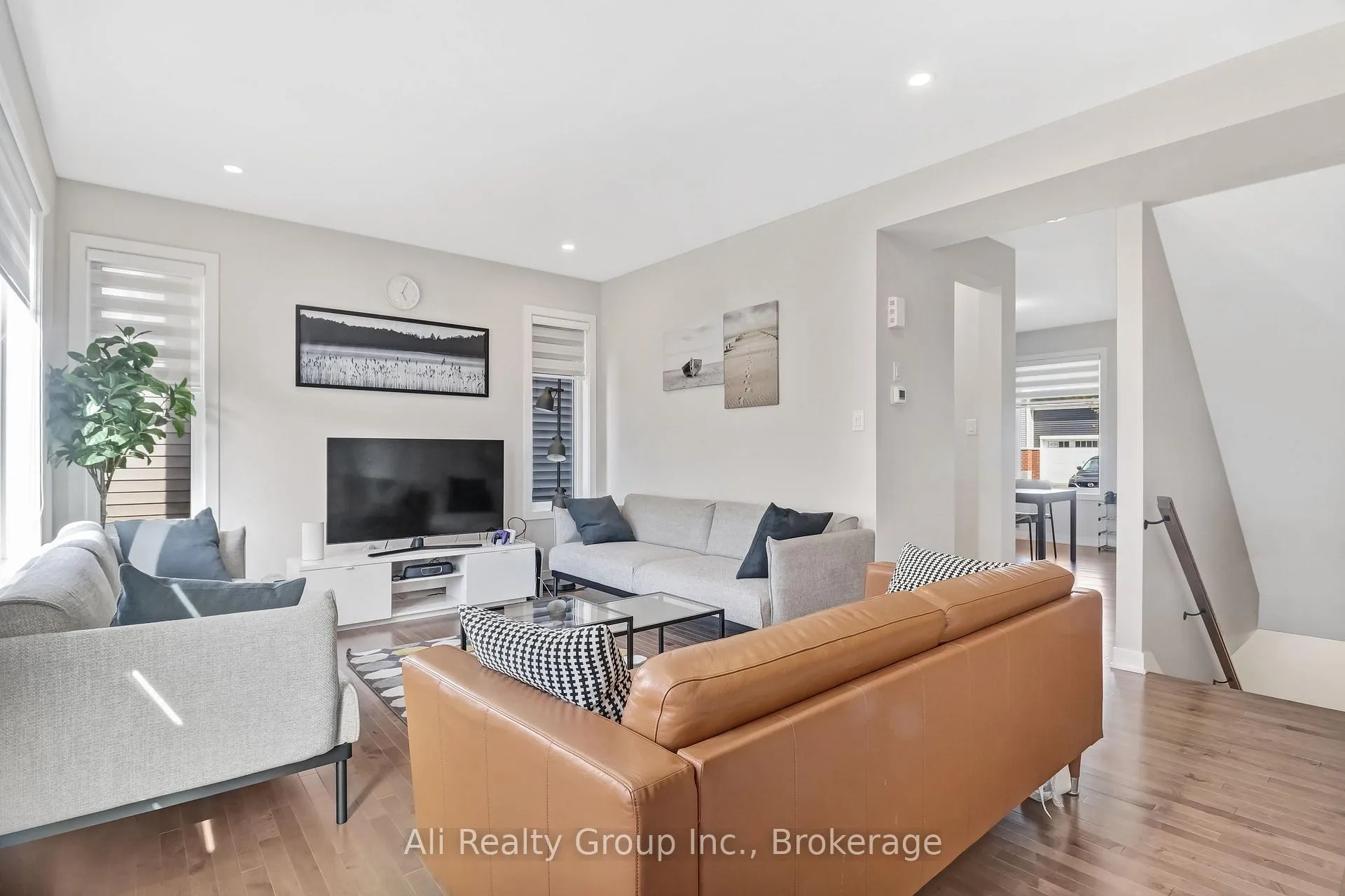 Photo 10 of 797 Eminence Street, Ottawa, Barrhaven - Half Moon Bay — HOMEH