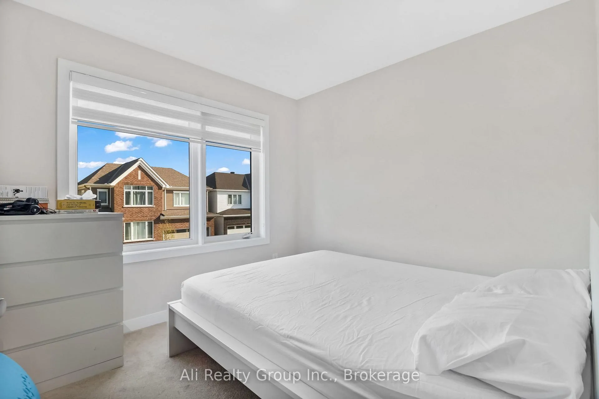 Photo 13 of 797 Eminence Street, Ottawa, Barrhaven - Half Moon Bay — HOMEH