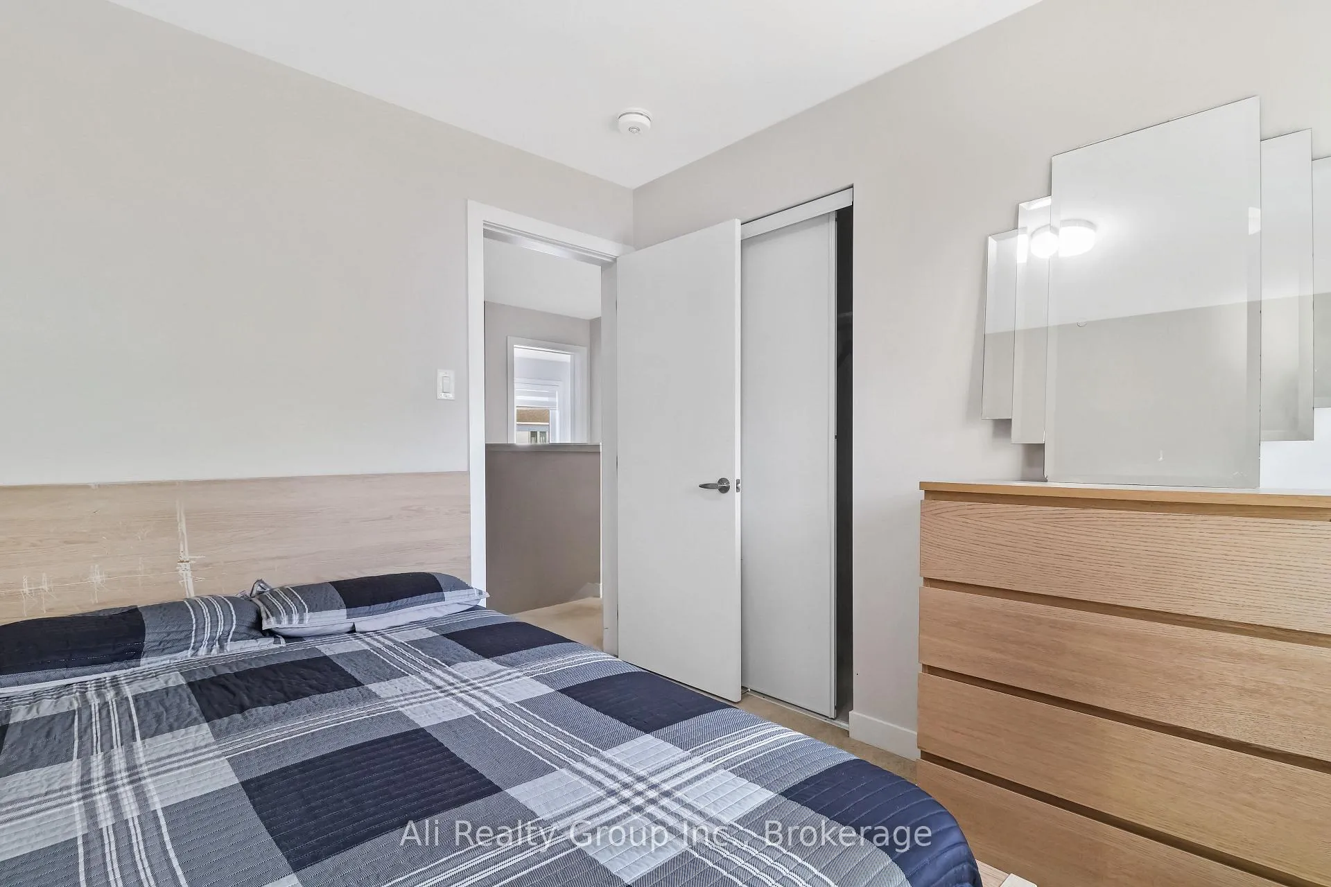 Photo 20 of 797 Eminence Street, Ottawa, Barrhaven - Half Moon Bay — HOMEH