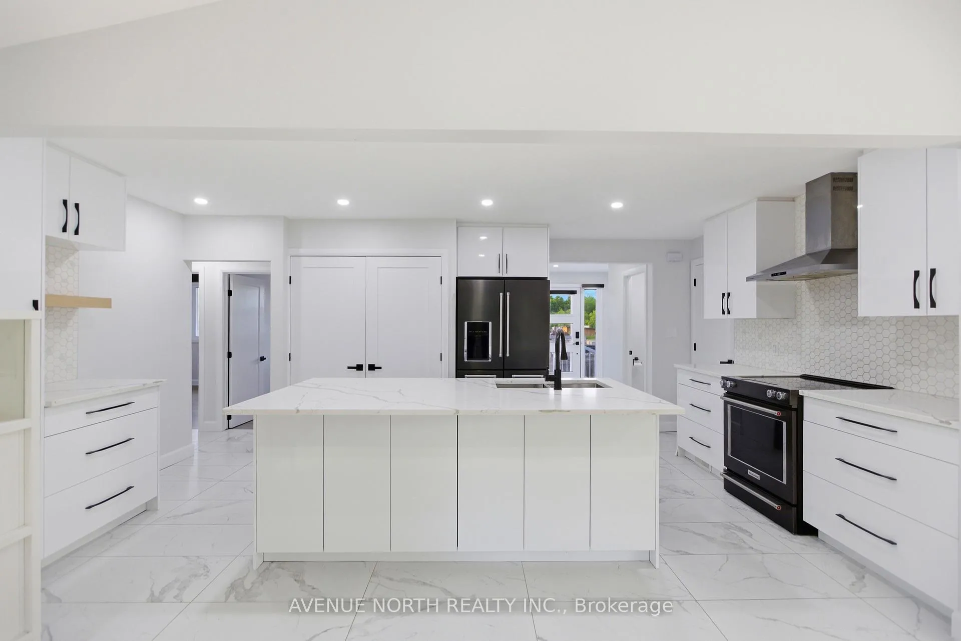 Photo 7 of 6200 Russell Road, Ottawa, Carlsbad Springs — HOMEH