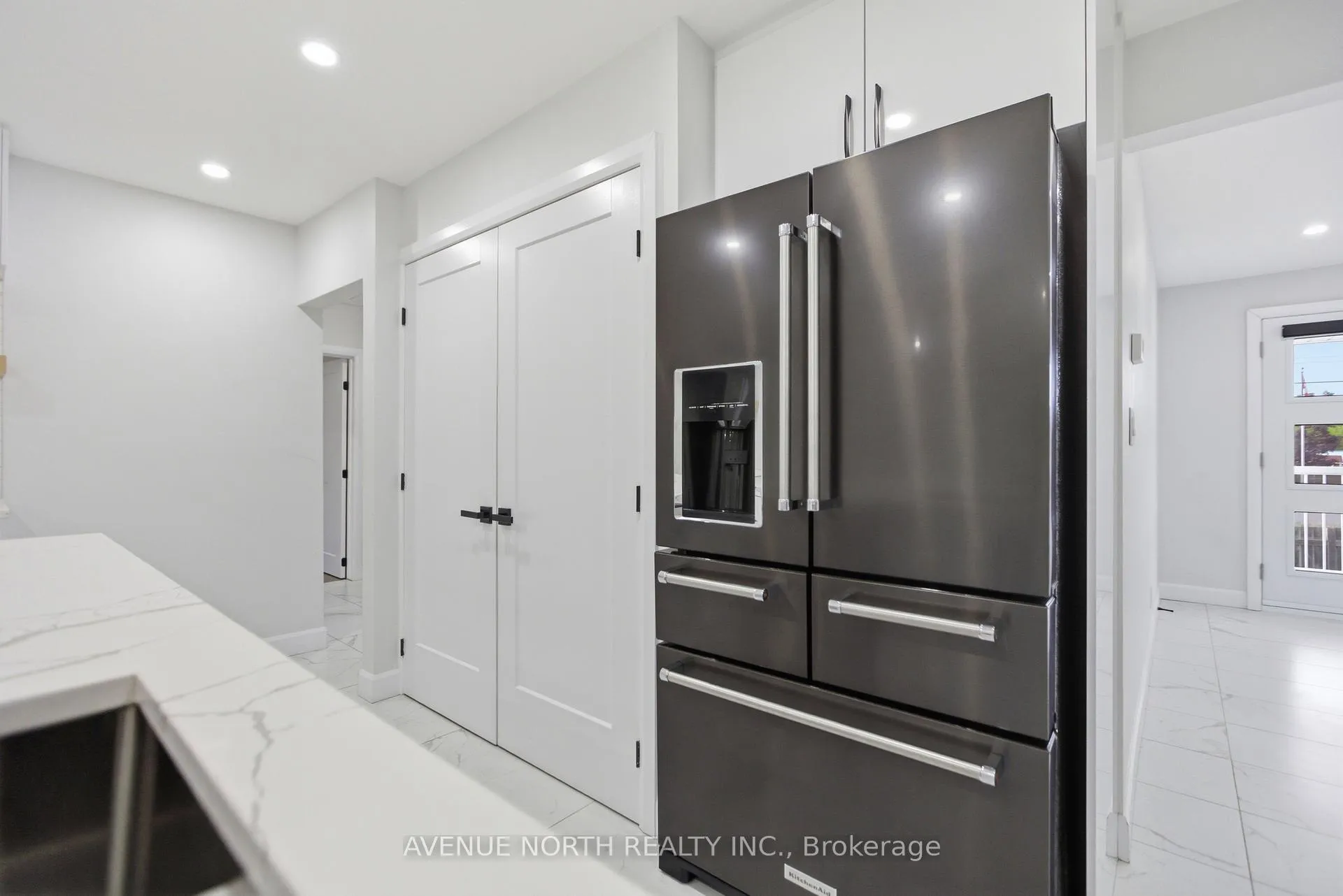Photo 10 of 6200 Russell Road, Ottawa, Carlsbad Springs — HOMEH