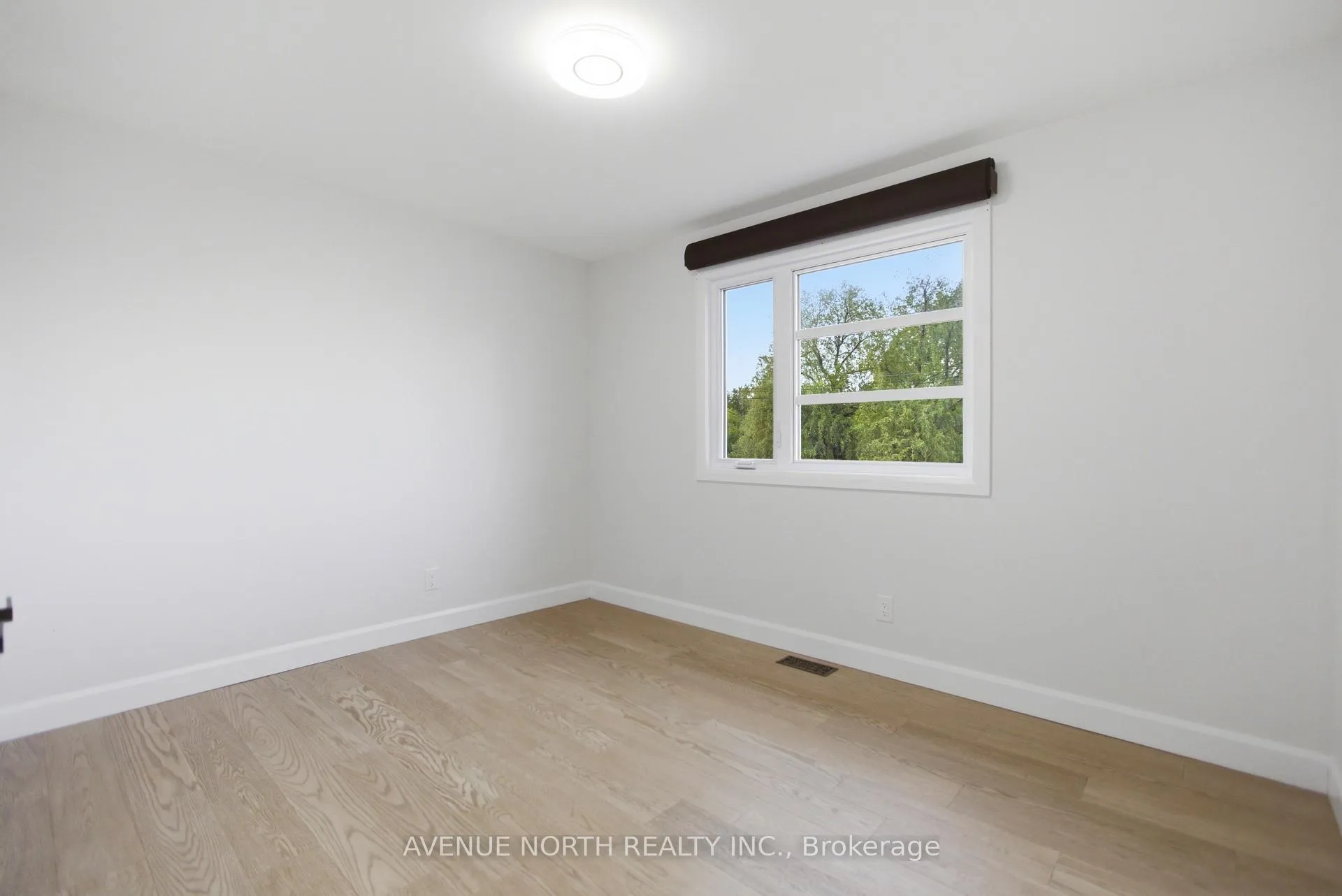 Photo 16 of 6200 Russell Road, Ottawa, Carlsbad Springs — HOMEH