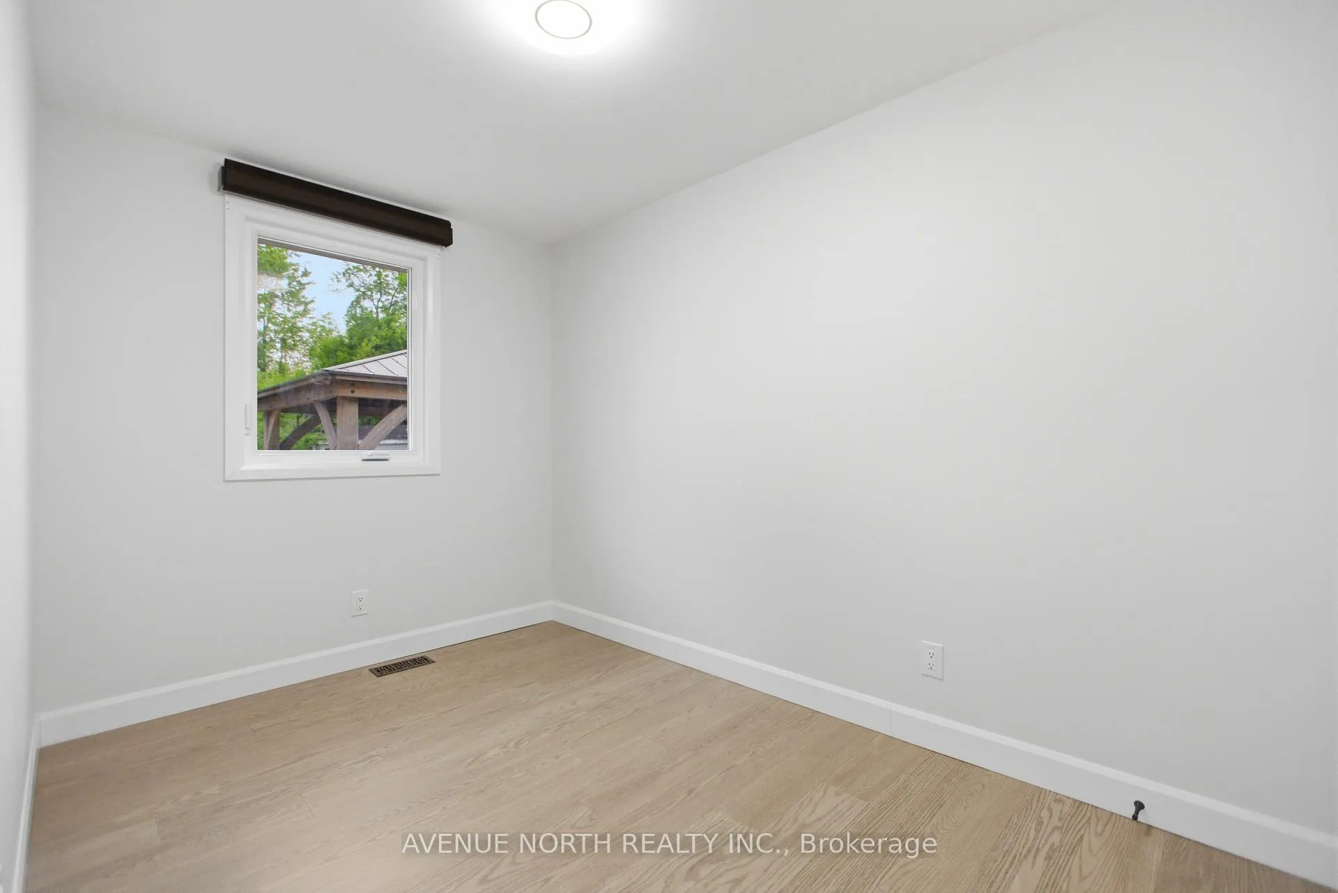 Photo 18 of 6200 Russell Road, Ottawa, Carlsbad Springs — HOMEH