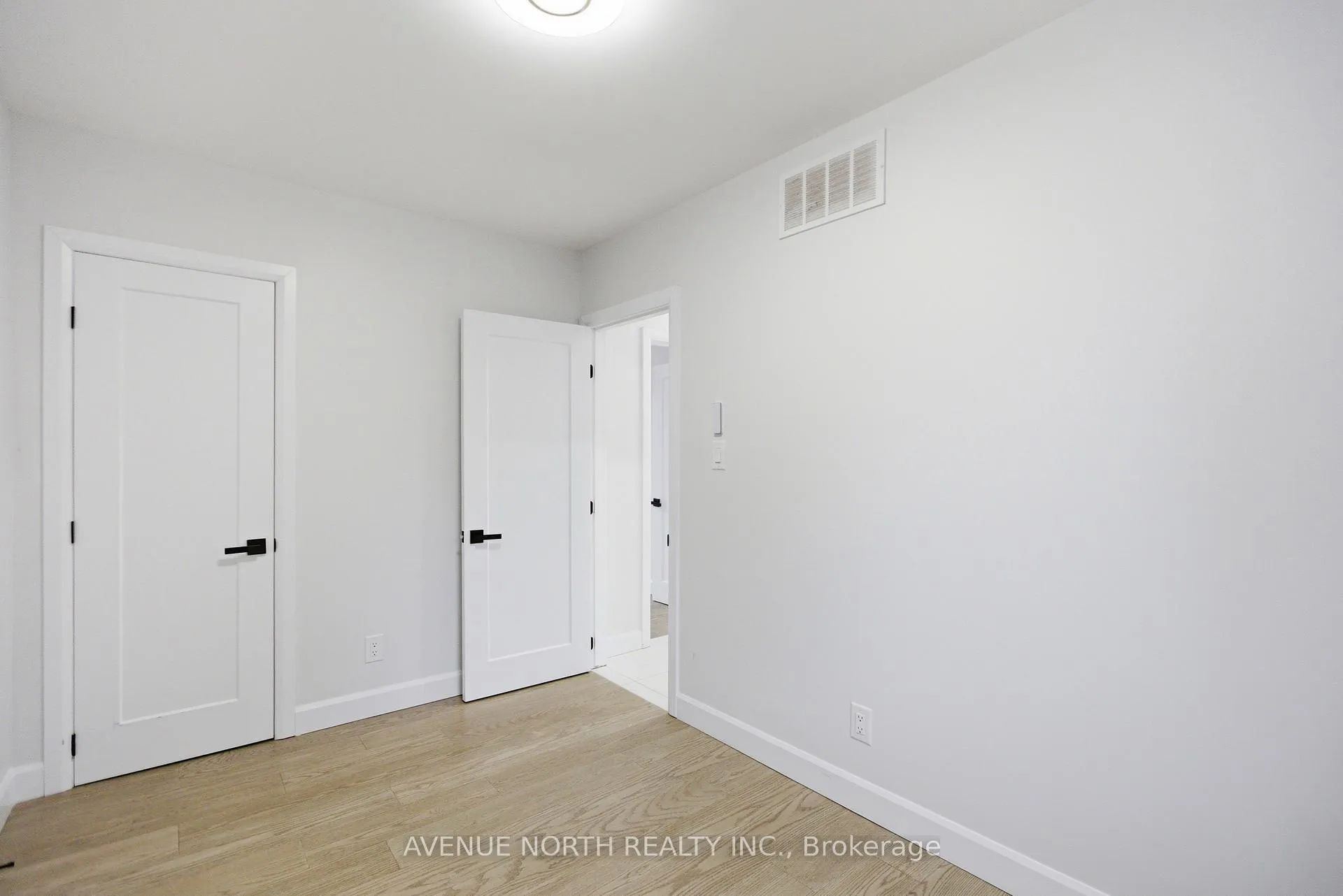 Photo 19 of 6200 Russell Road, Ottawa, Carlsbad Springs — HOMEH