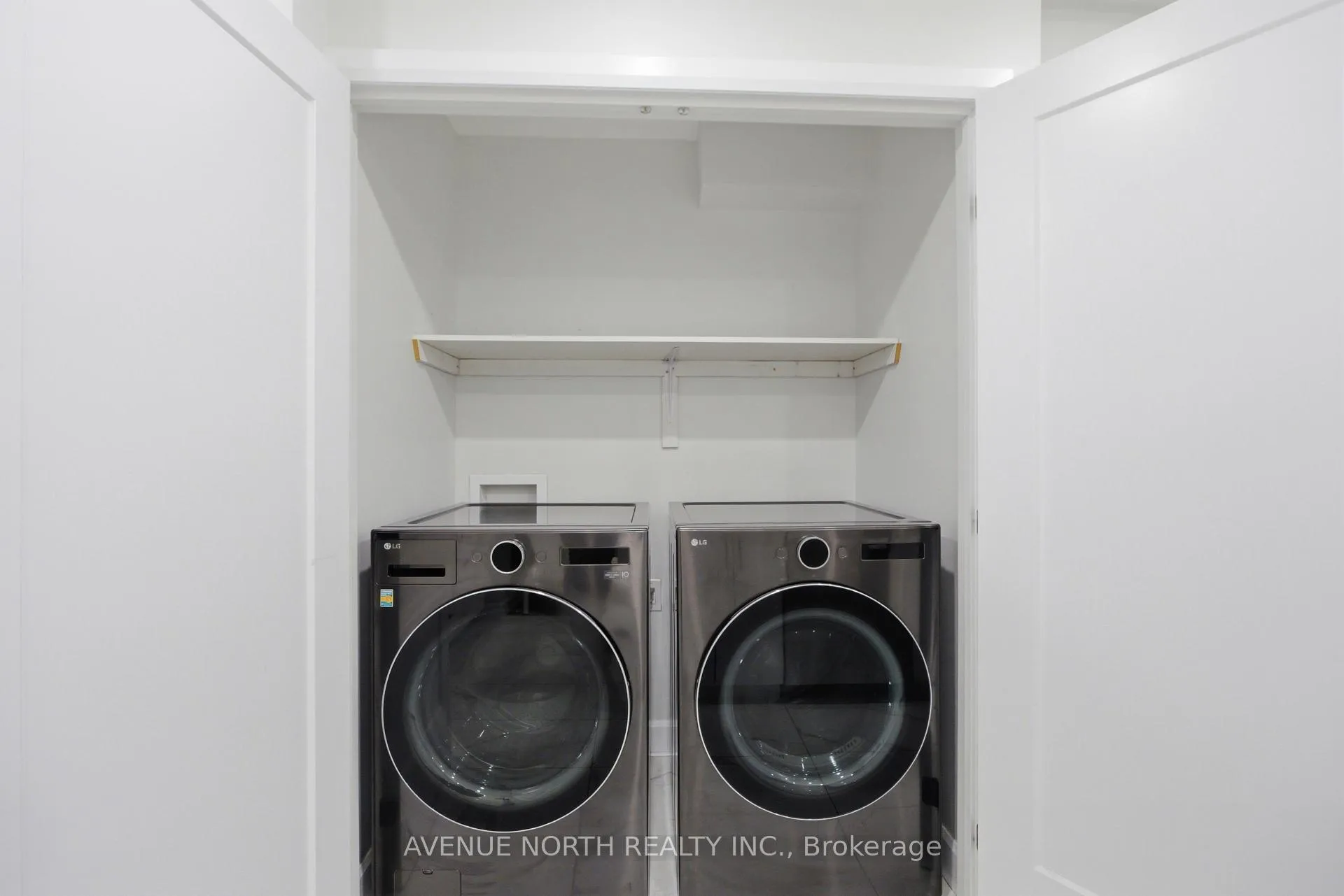 Photo 20 of 6200 Russell Road, Ottawa, Carlsbad Springs — HOMEH