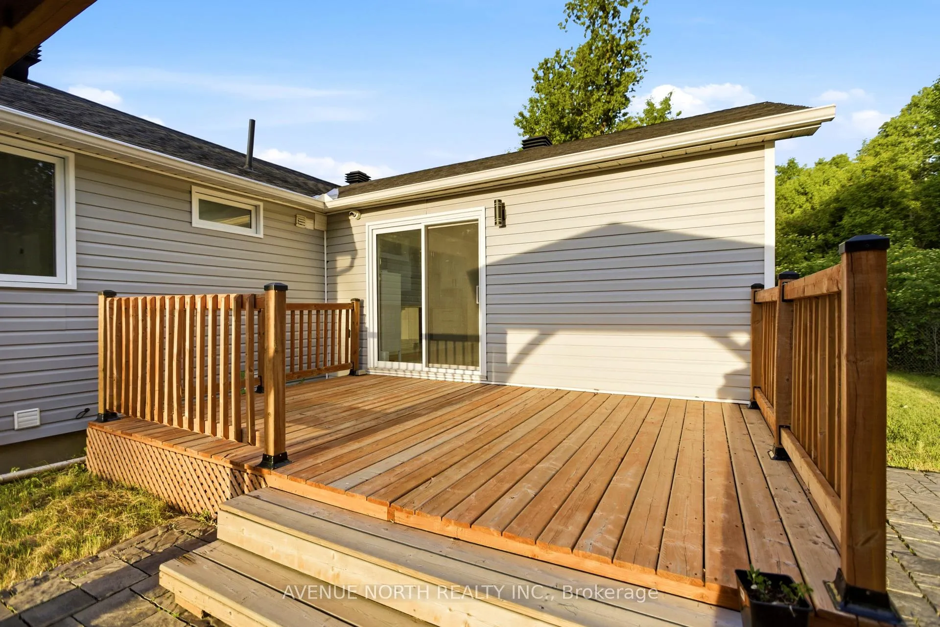 Photo 33 of 6200 Russell Road, Ottawa, Carlsbad Springs — HOMEH