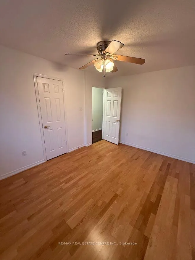 Photo 21 of 1561 Wintergrove Gardens, Mississauga, East Credit — HOMEH