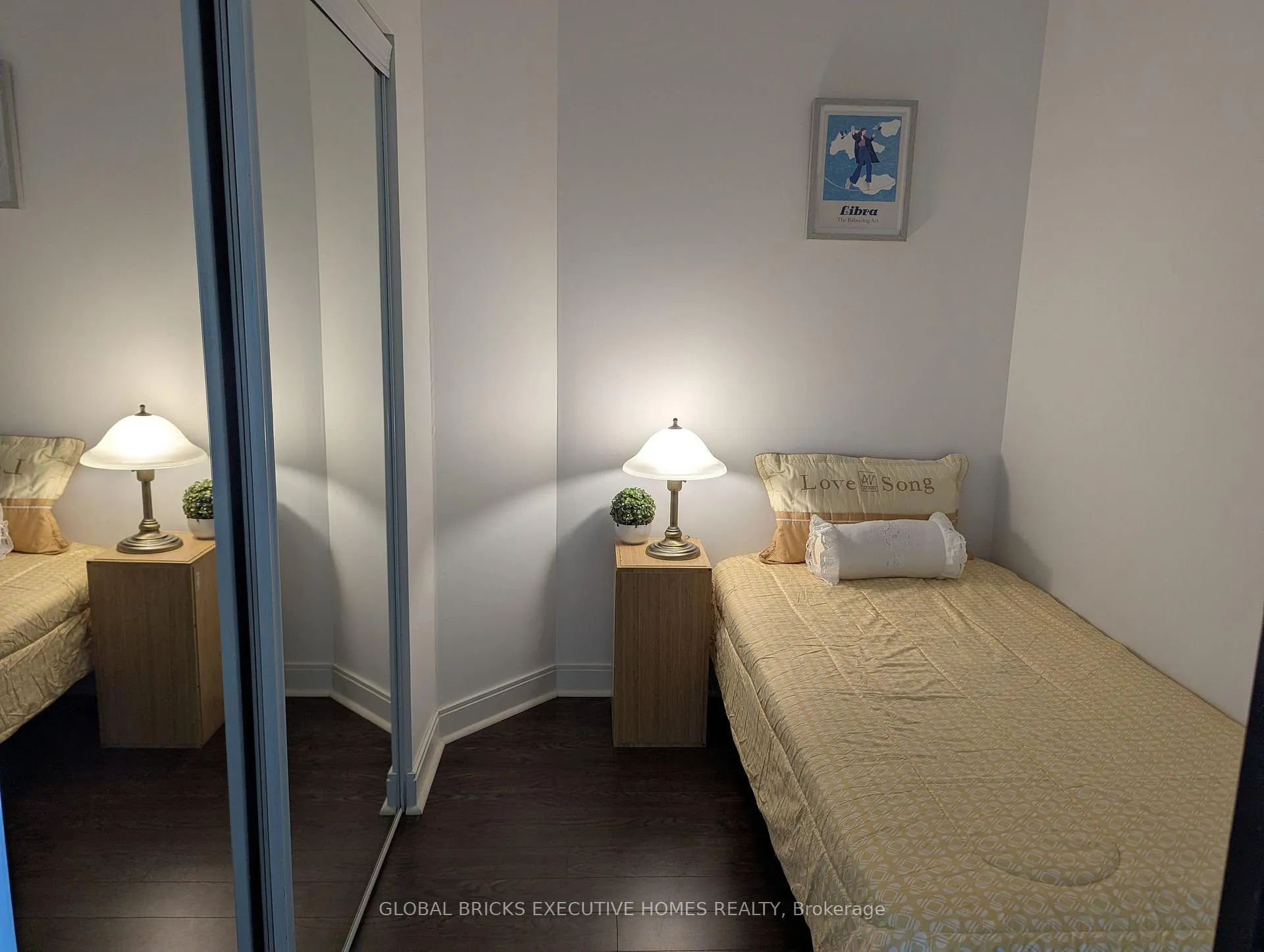 Photo 7 of Unit 2504, 80 Absolute Avenue, Mississauga, City Centre — HOMEH
