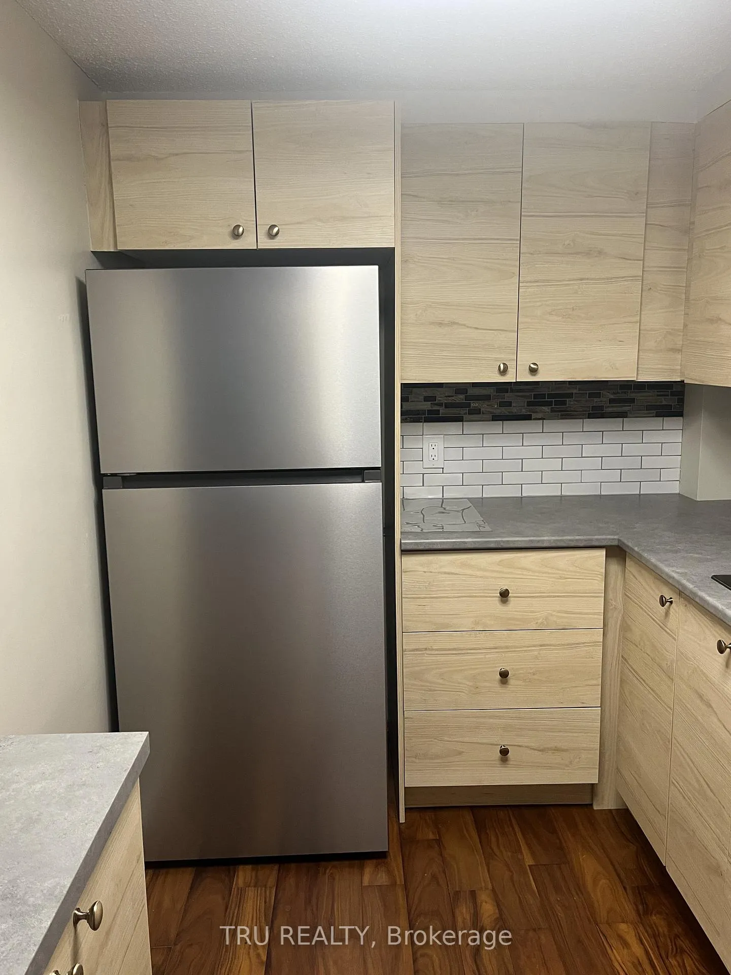 Photo 5 of Unit PH6, 158C Mcarthur Avenue, Ottawa, Vanier — HOMEH