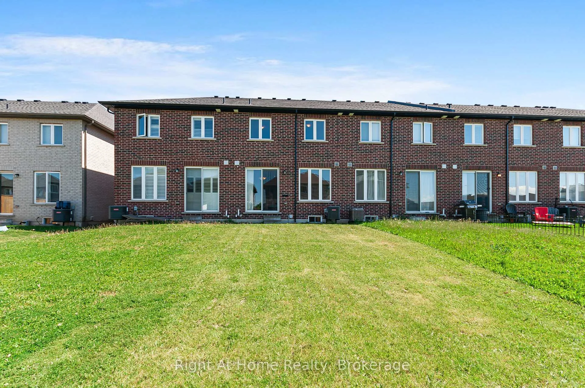 Photo 25 of 9 Callon Drive, Hamilton, Meadowlands — HOMEH