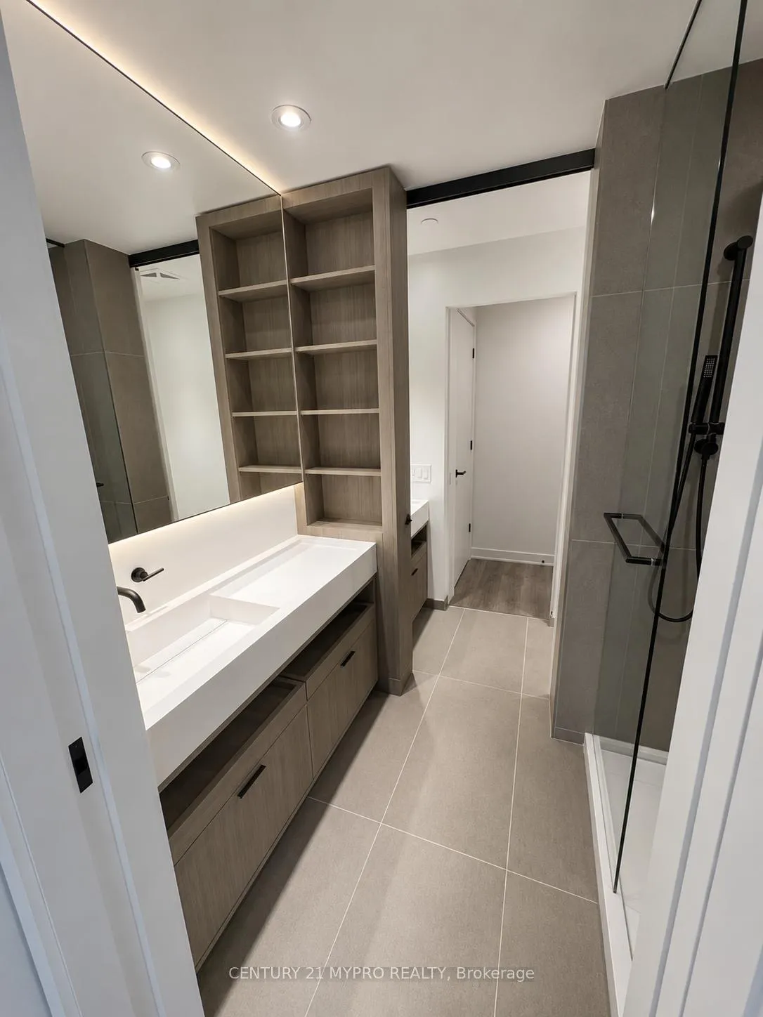 Photo 4 of Unit 2308, 55 Charles Street E, Toronto, Church-Yonge Corridor — HOMEH
