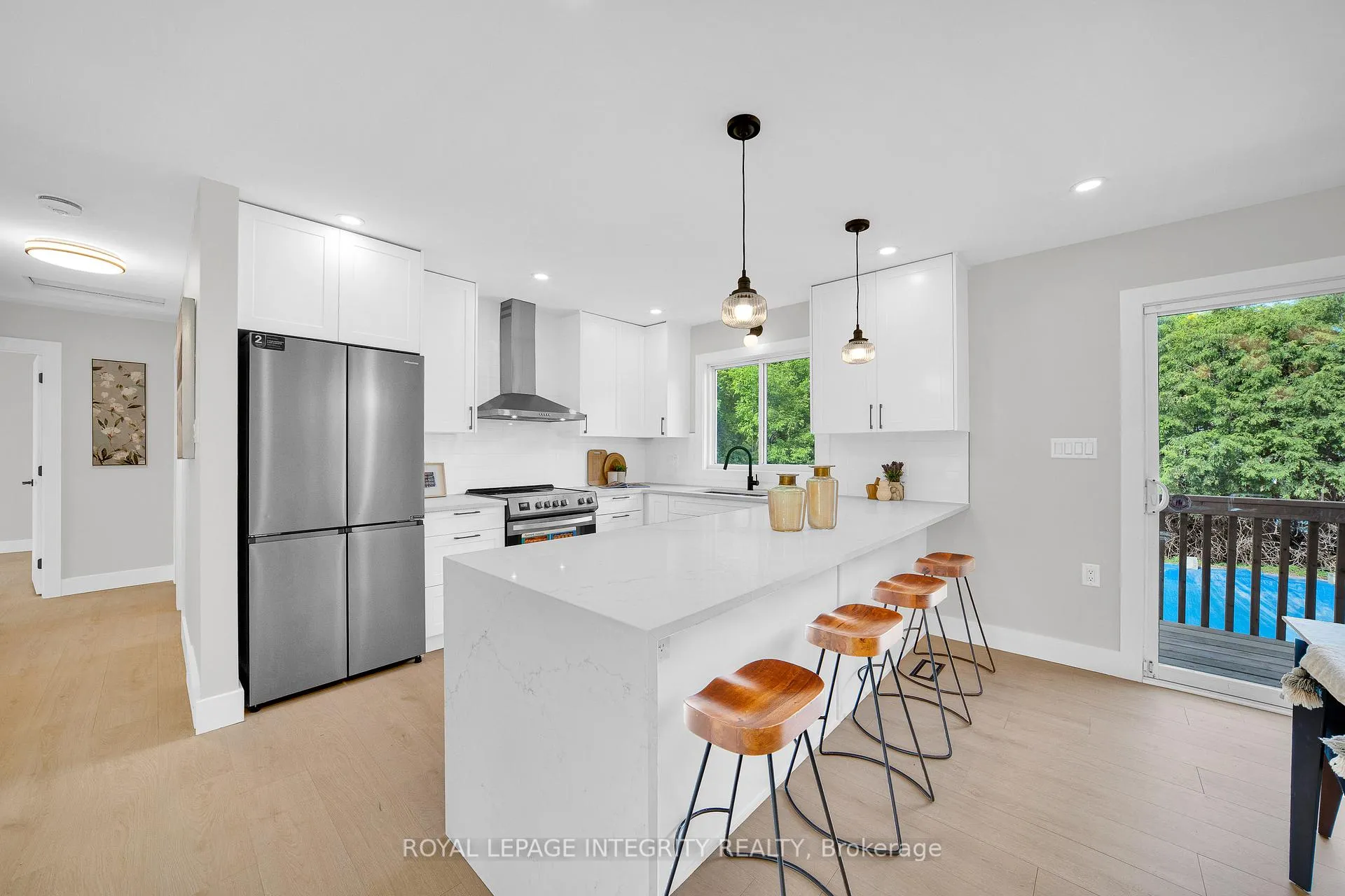Photo 15 of 53 Overlake Drive, Ottawa, Borden Farm/Stewart Farm/Carleton Heights/Parkwood Hills — HOMEH