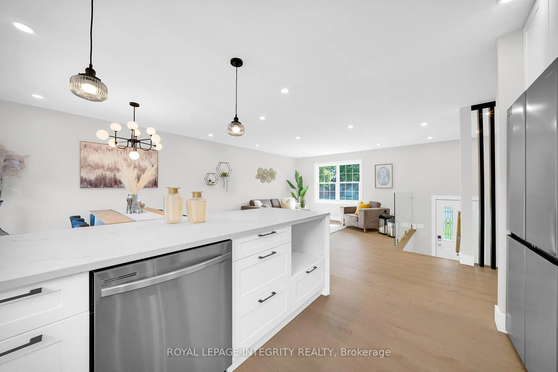 Photo 19 of 53 Overlake Drive, Ottawa, Borden Farm/Stewart Farm/Carleton Heights/Parkwood Hills — HOMEH