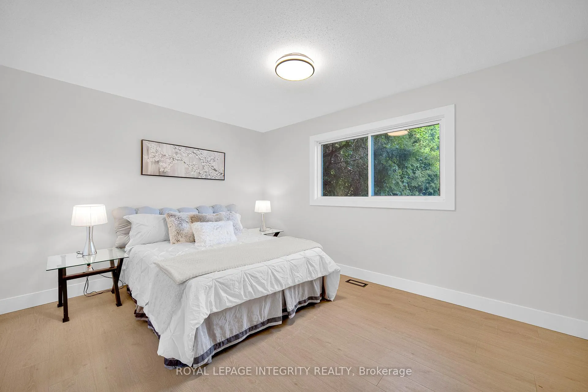Photo 22 of 53 Overlake Drive, Ottawa, Borden Farm/Stewart Farm/Carleton Heights/Parkwood Hills — HOMEH