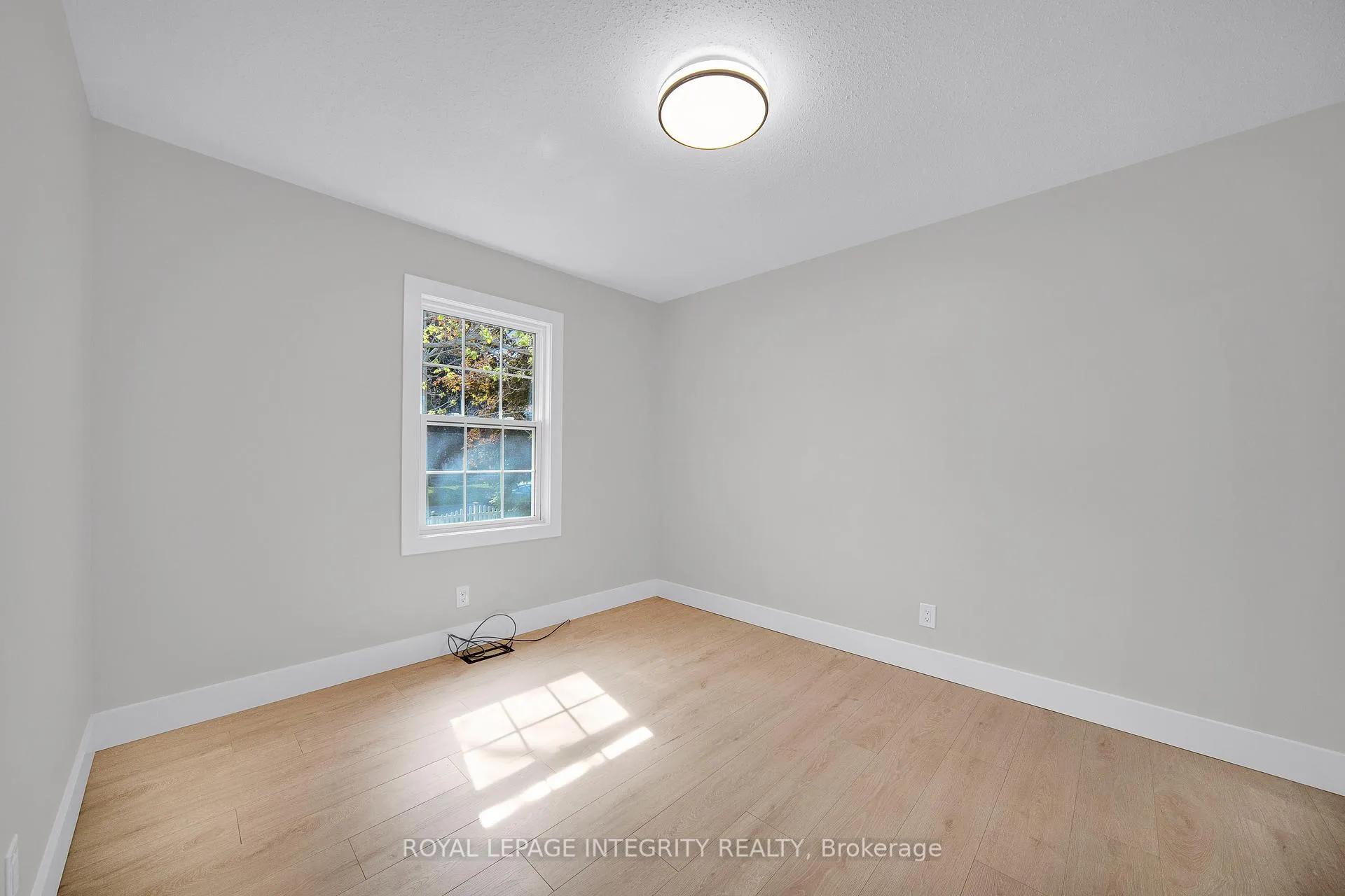 Photo 29 of 53 Overlake Drive, Ottawa, Borden Farm/Stewart Farm/Carleton Heights/Parkwood Hills — HOMEH