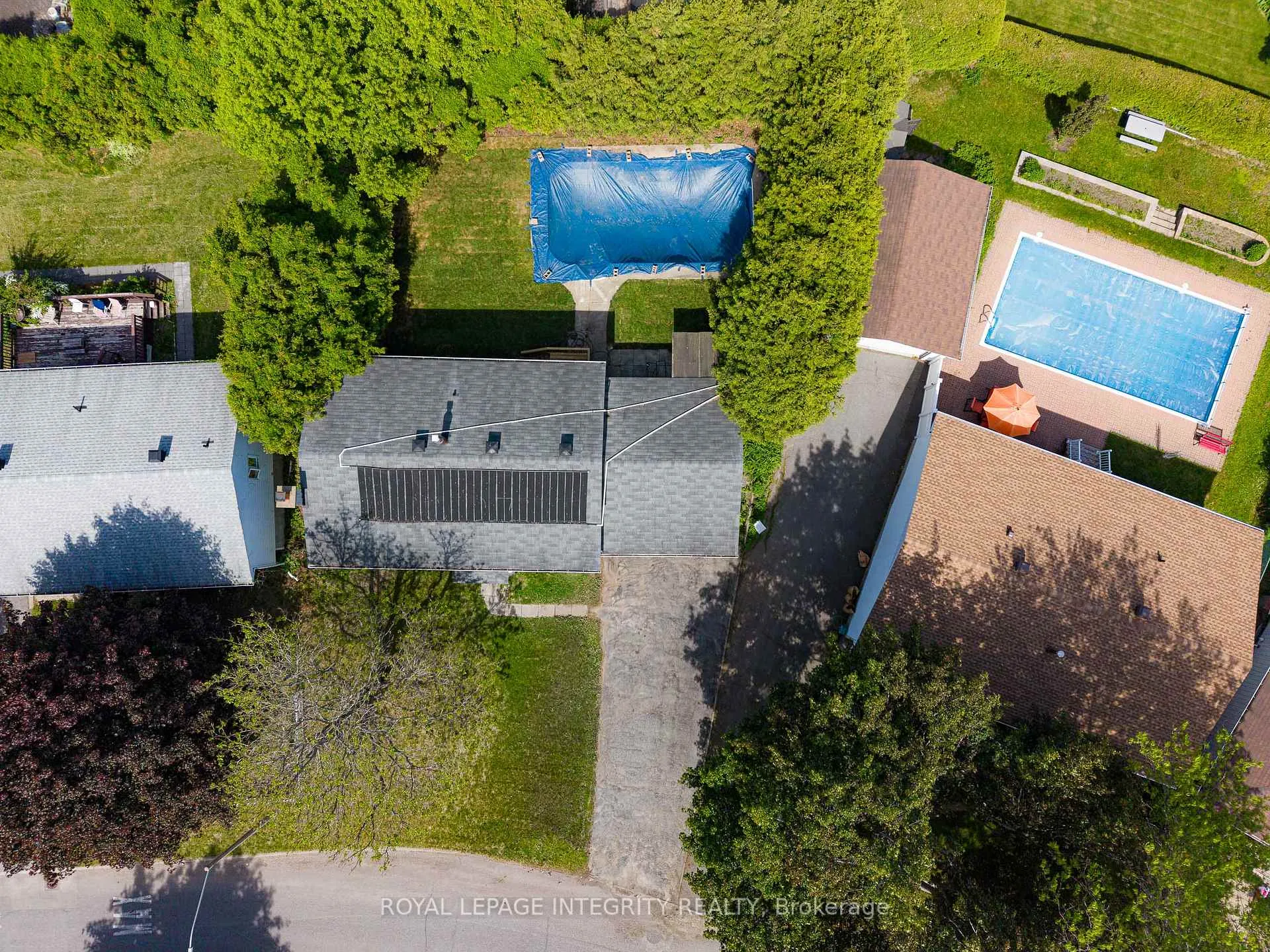 Photo 43 of 53 Overlake Drive, Ottawa, Borden Farm/Stewart Farm/Carleton Heights/Parkwood Hills — HOMEH