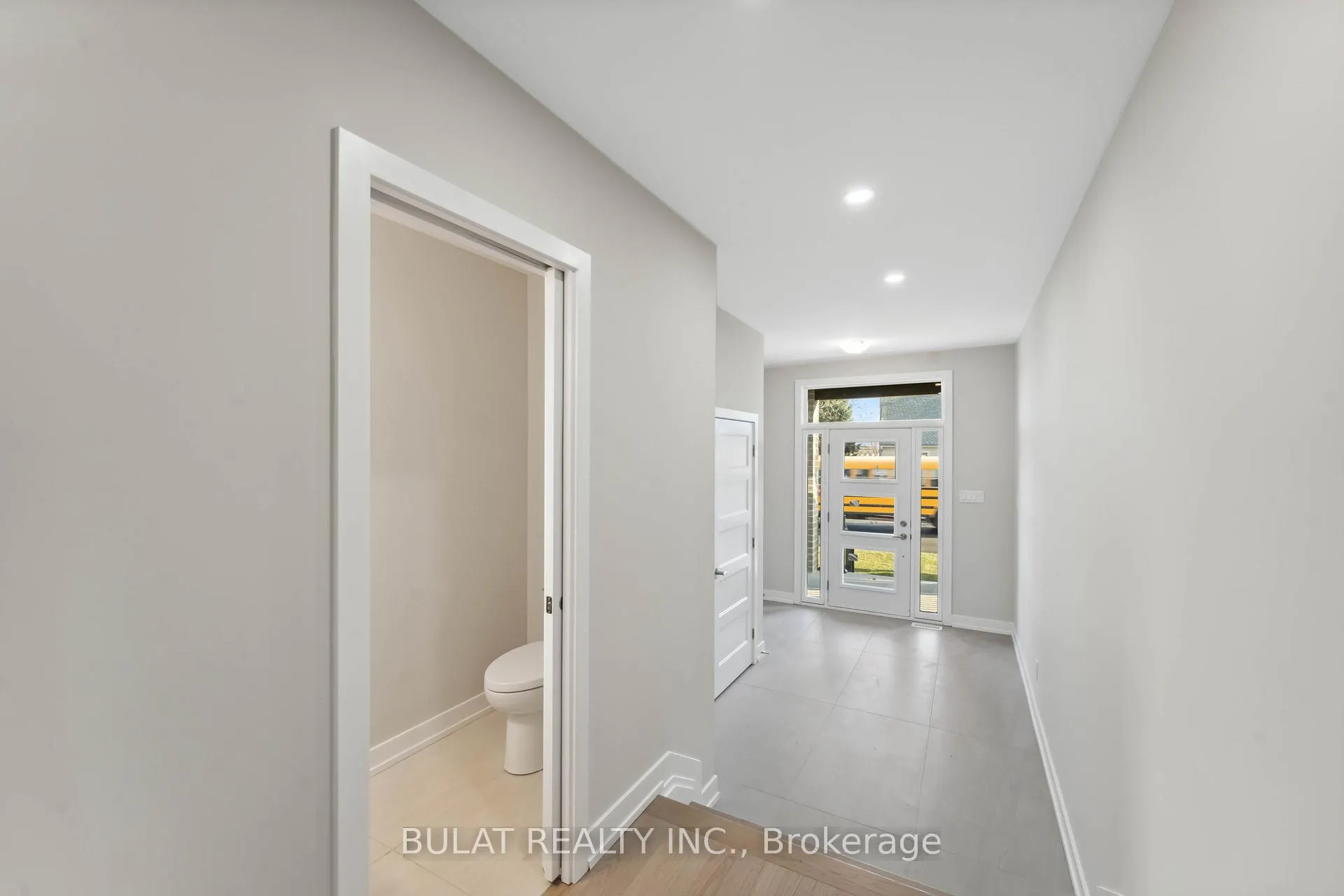 Photo 2 of 1357 Kitchener Avenue, Ottawa, Ellwood — HOMEH