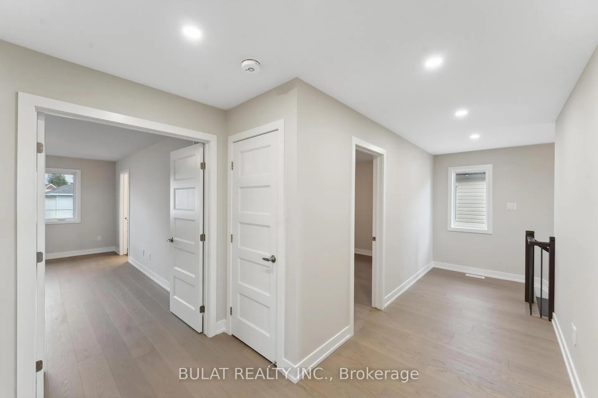 Photo 10 of 1357 Kitchener Avenue, Ottawa, Ellwood — HOMEH